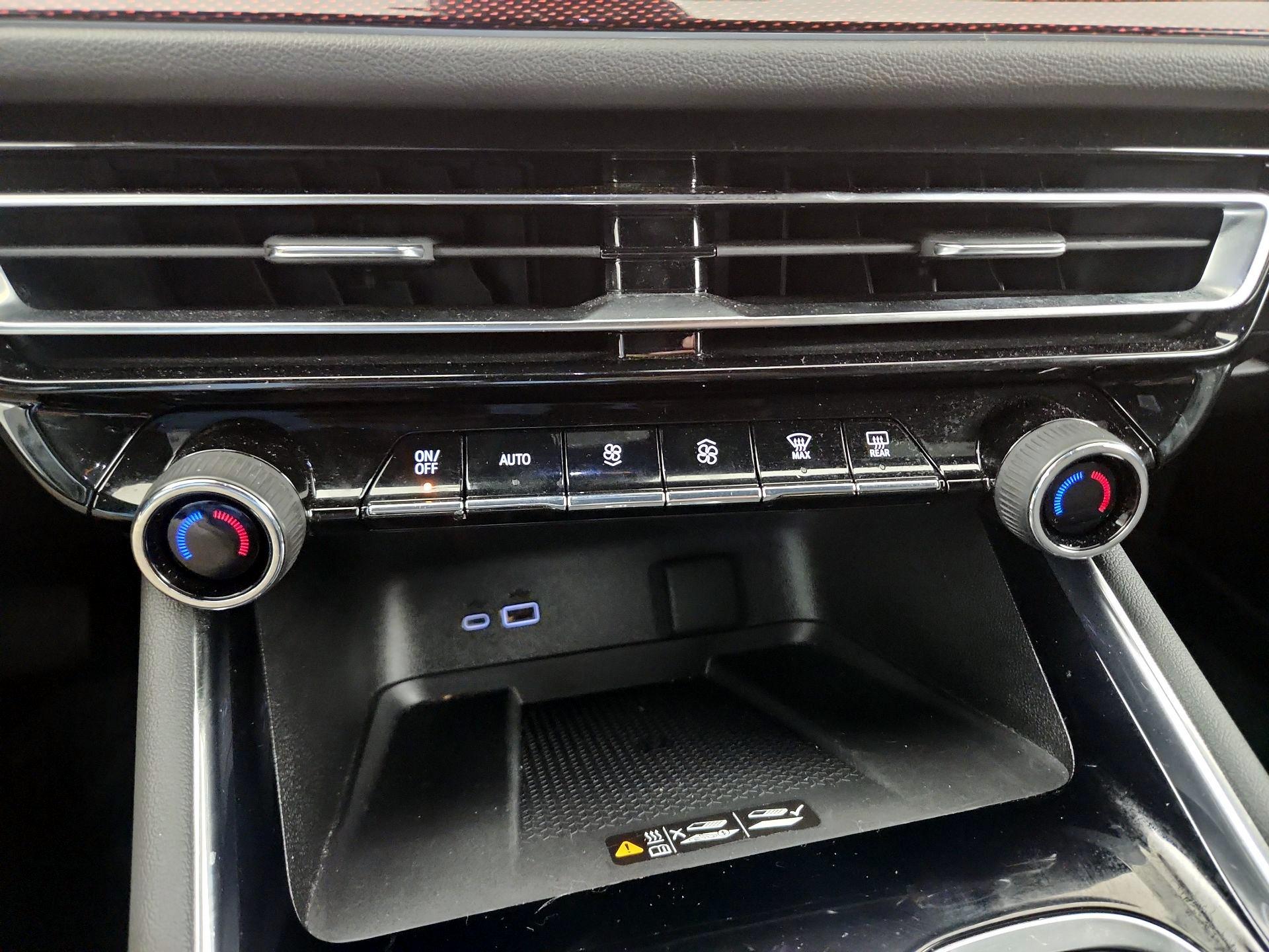 Thumbnail: 2024 Chevrolet Traverse - 15