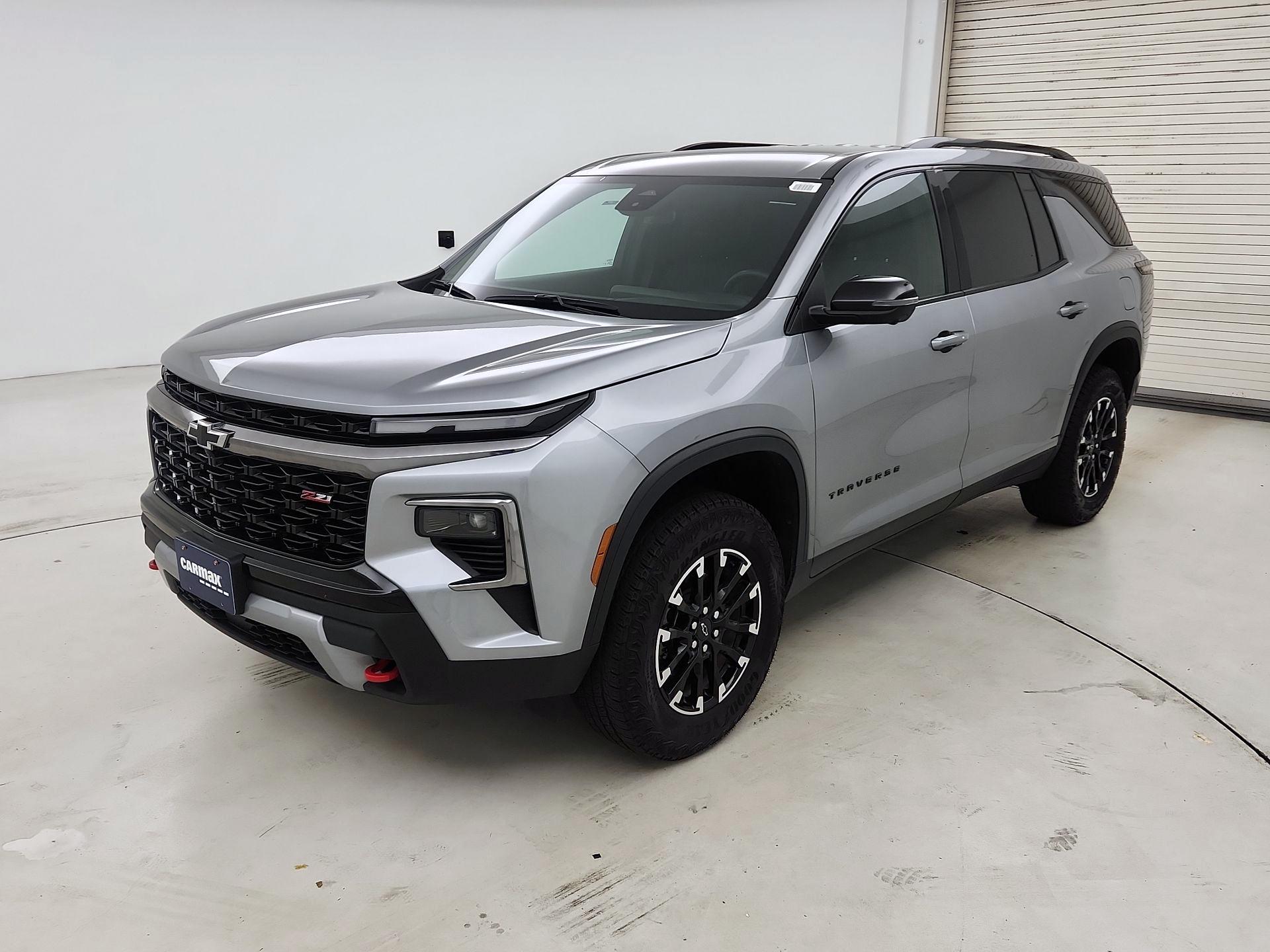 Thumbnail: 2024 Chevrolet Traverse - 3