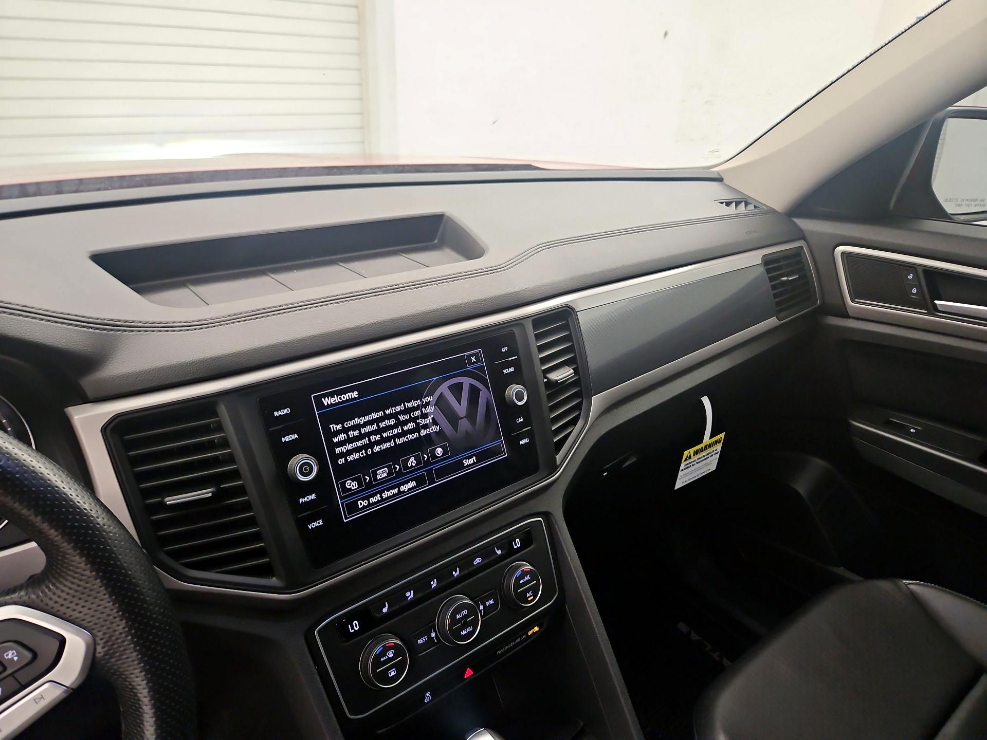 Thumbnail: 2021 Volkswagen Atlas - 13