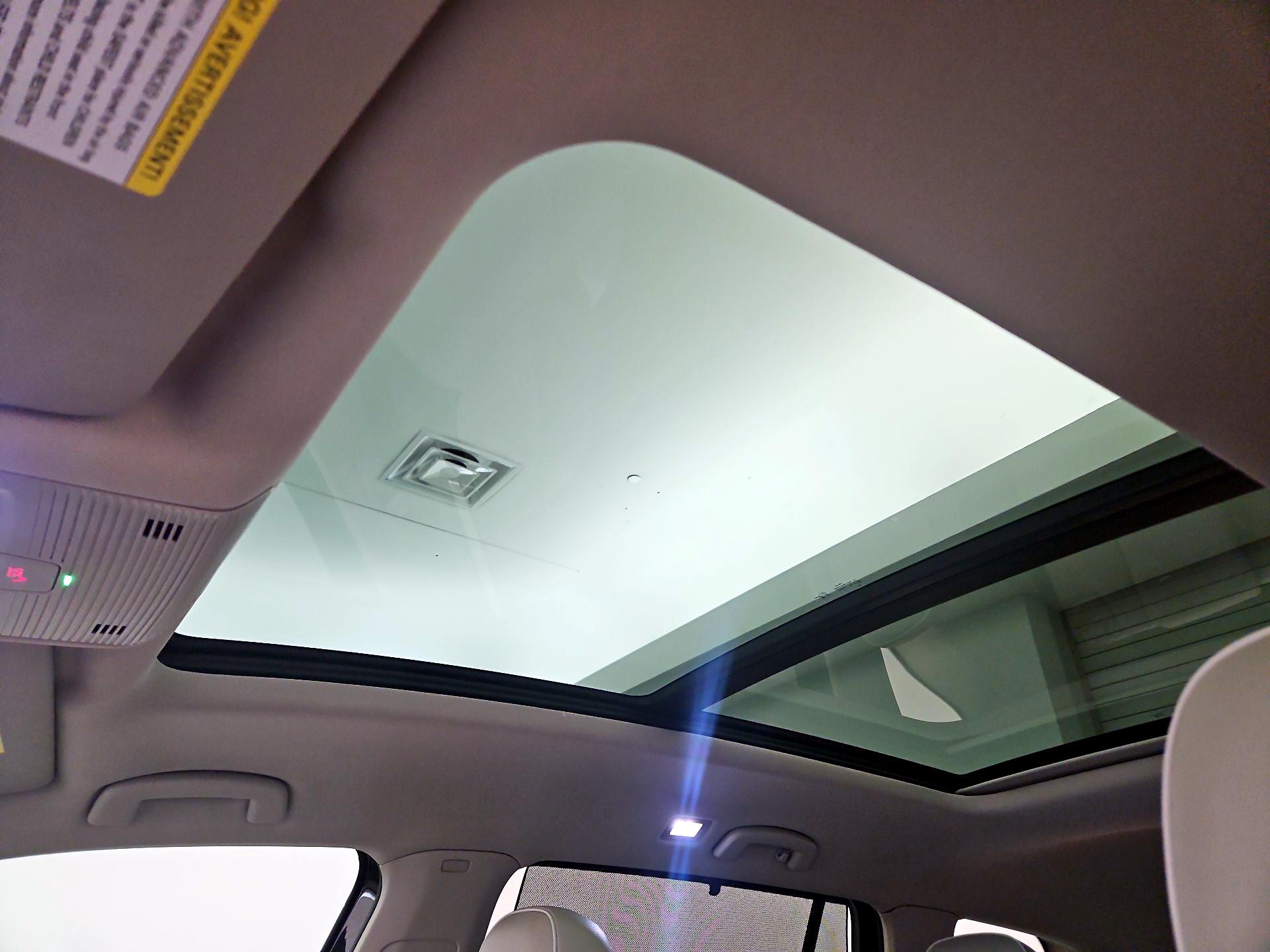 Thumbnail: 2024 Volkswagen Atlas - 18