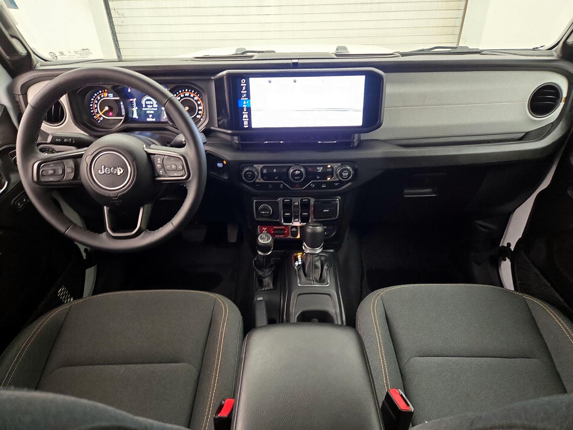 Thumbnail: 2025 Jeep Gladiator - 9