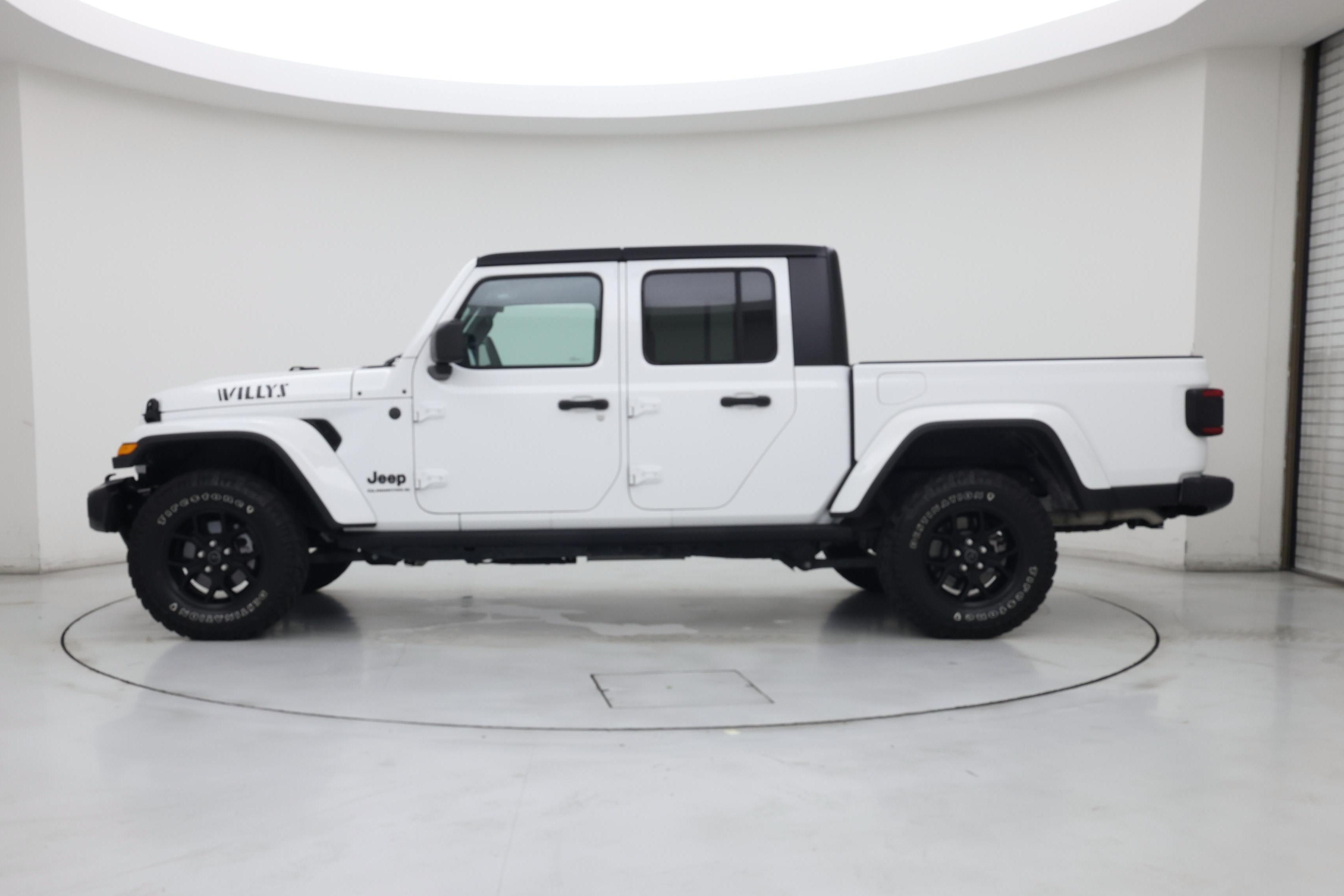 Thumbnail: 2025 Jeep Gladiator - 3