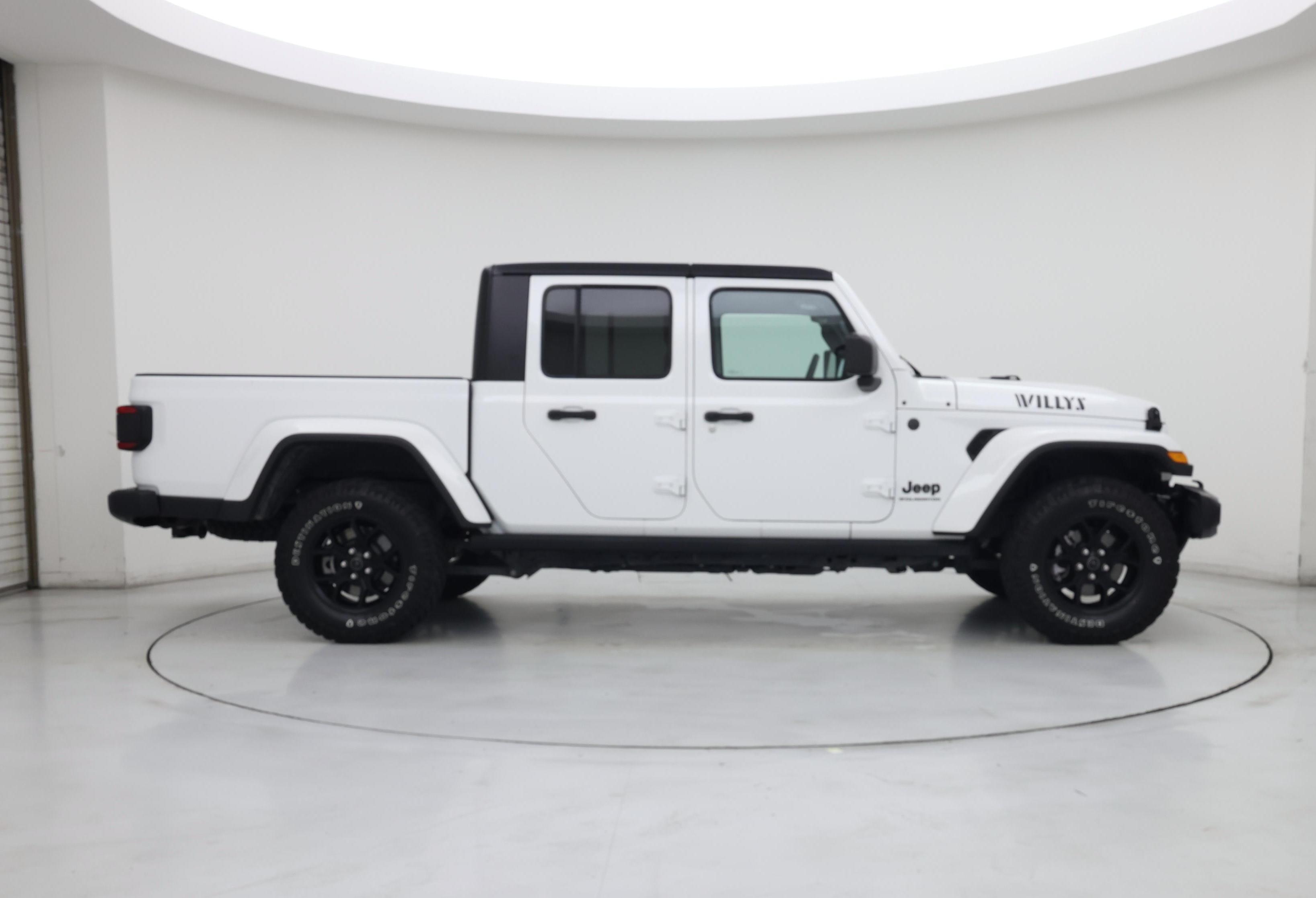 Thumbnail: 2025 Jeep Gladiator - 7