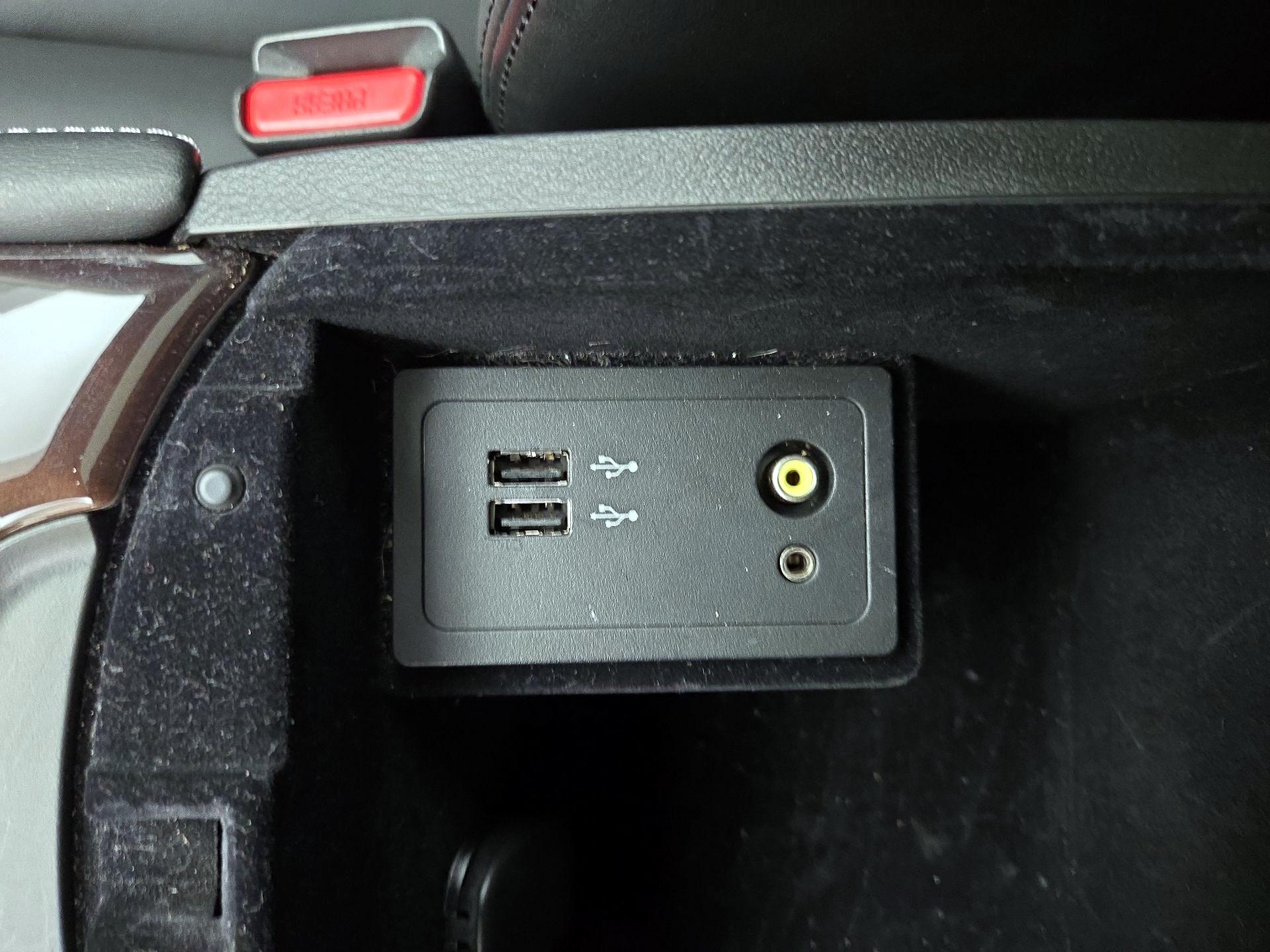 Thumbnail: 2019 INFINITI Q50 - 18