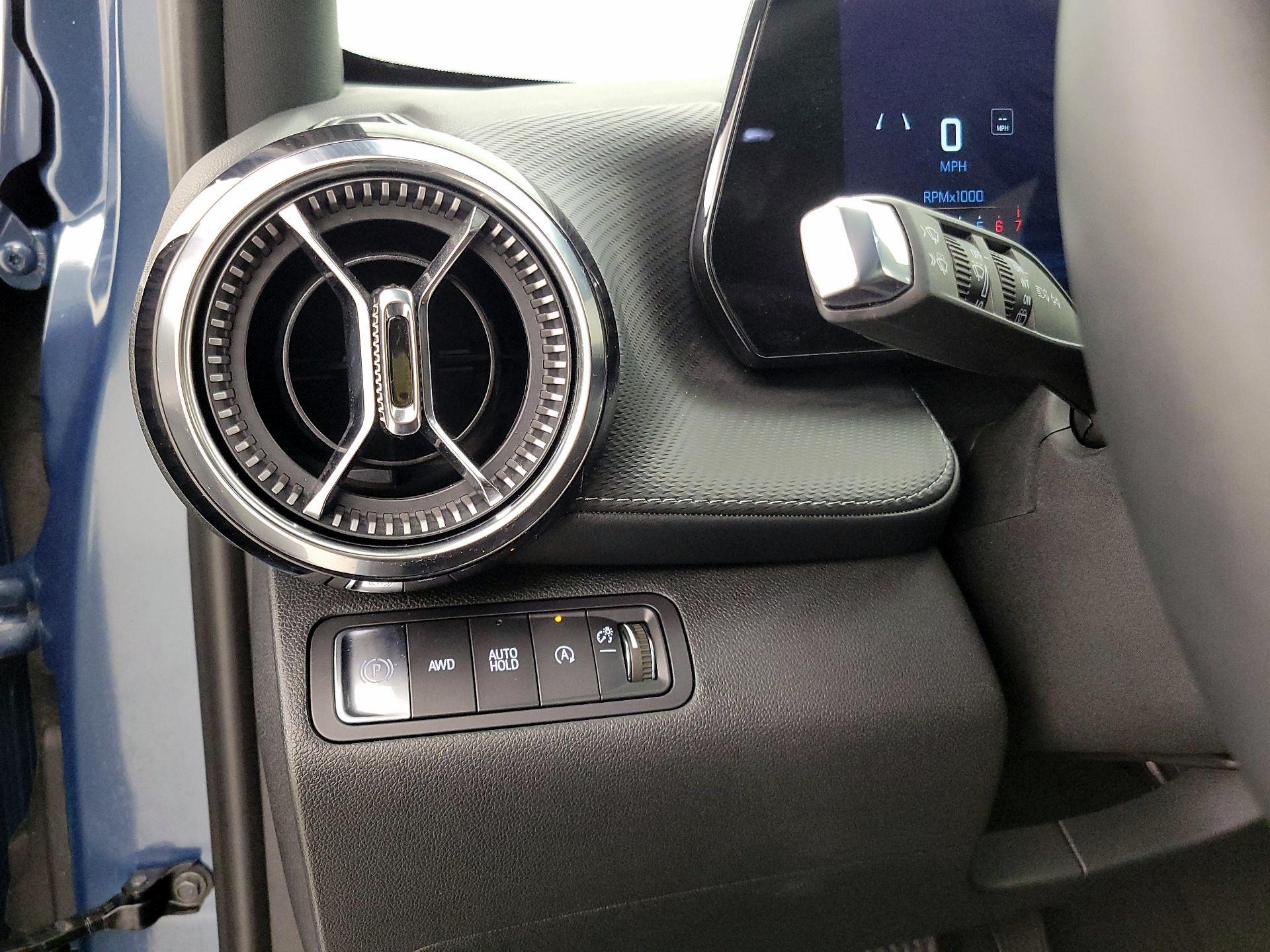 Thumbnail: 2025 Chevrolet Equinox - 13