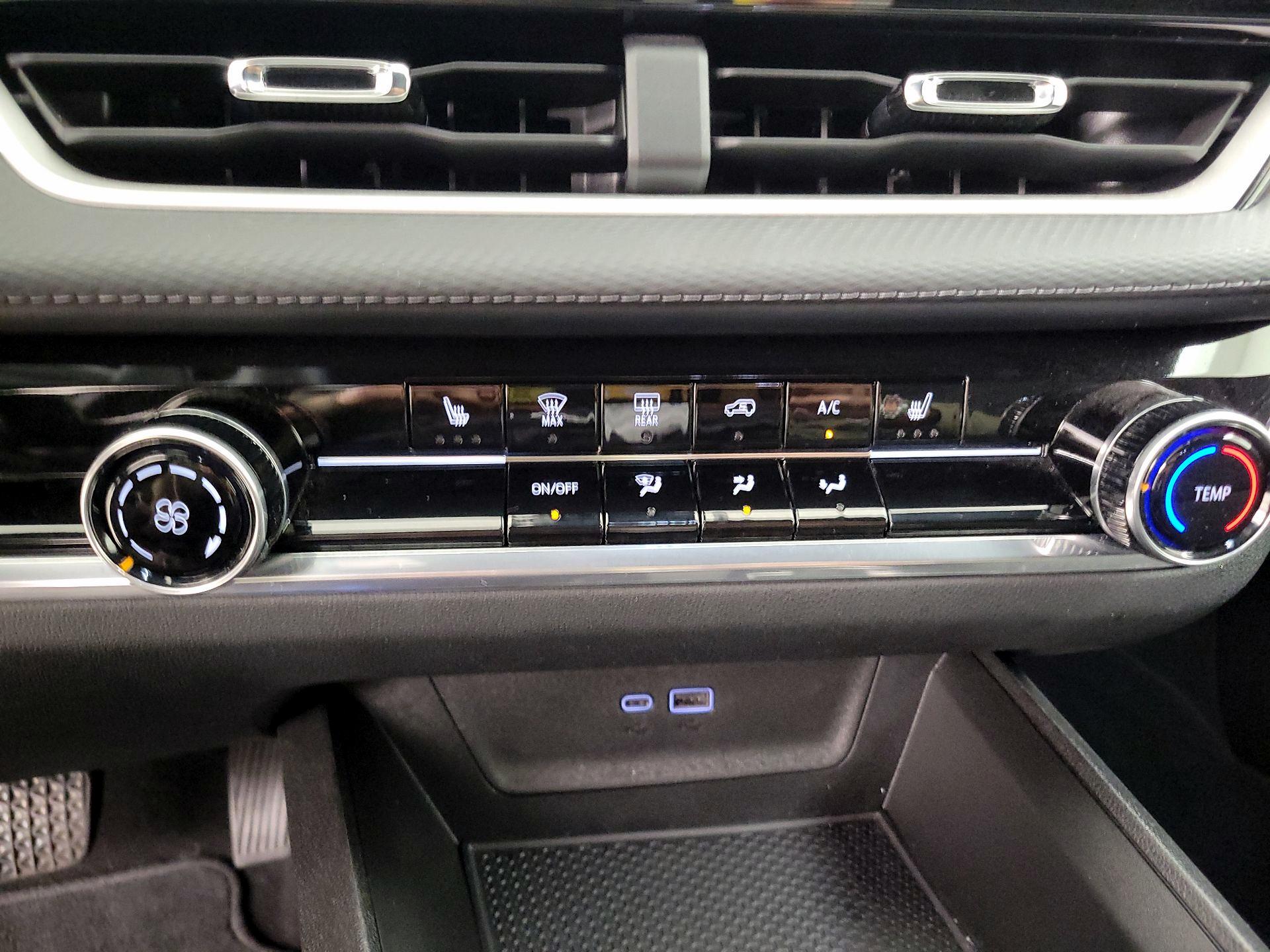 Thumbnail: 2025 Chevrolet Equinox - 17