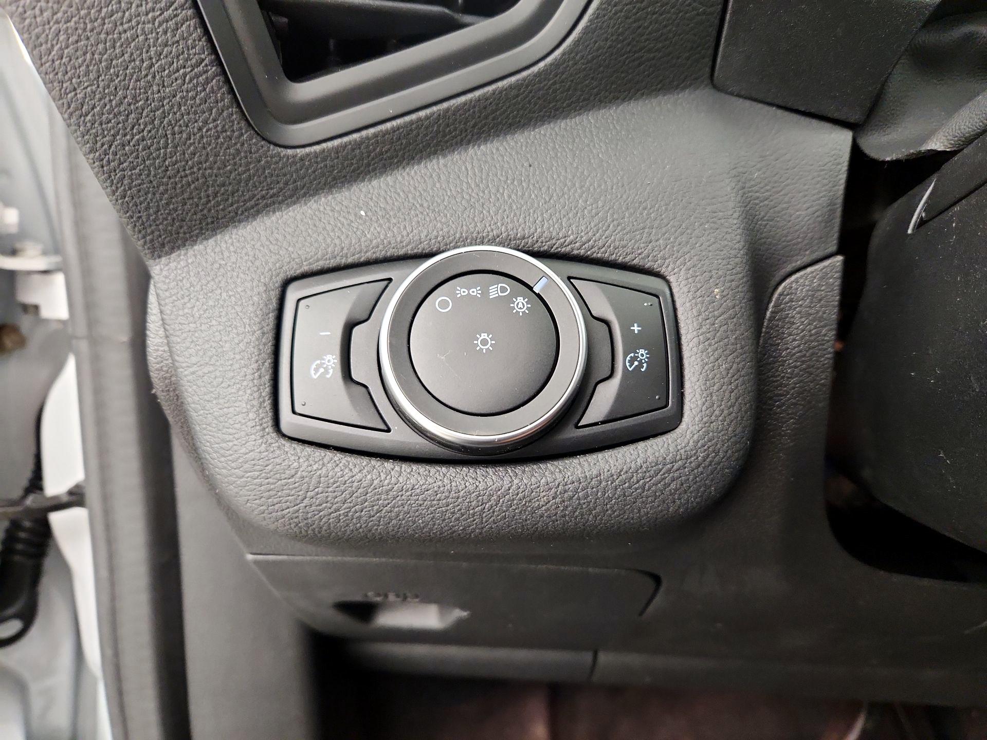 Thumbnail: 2017 Ford C-Max - 13