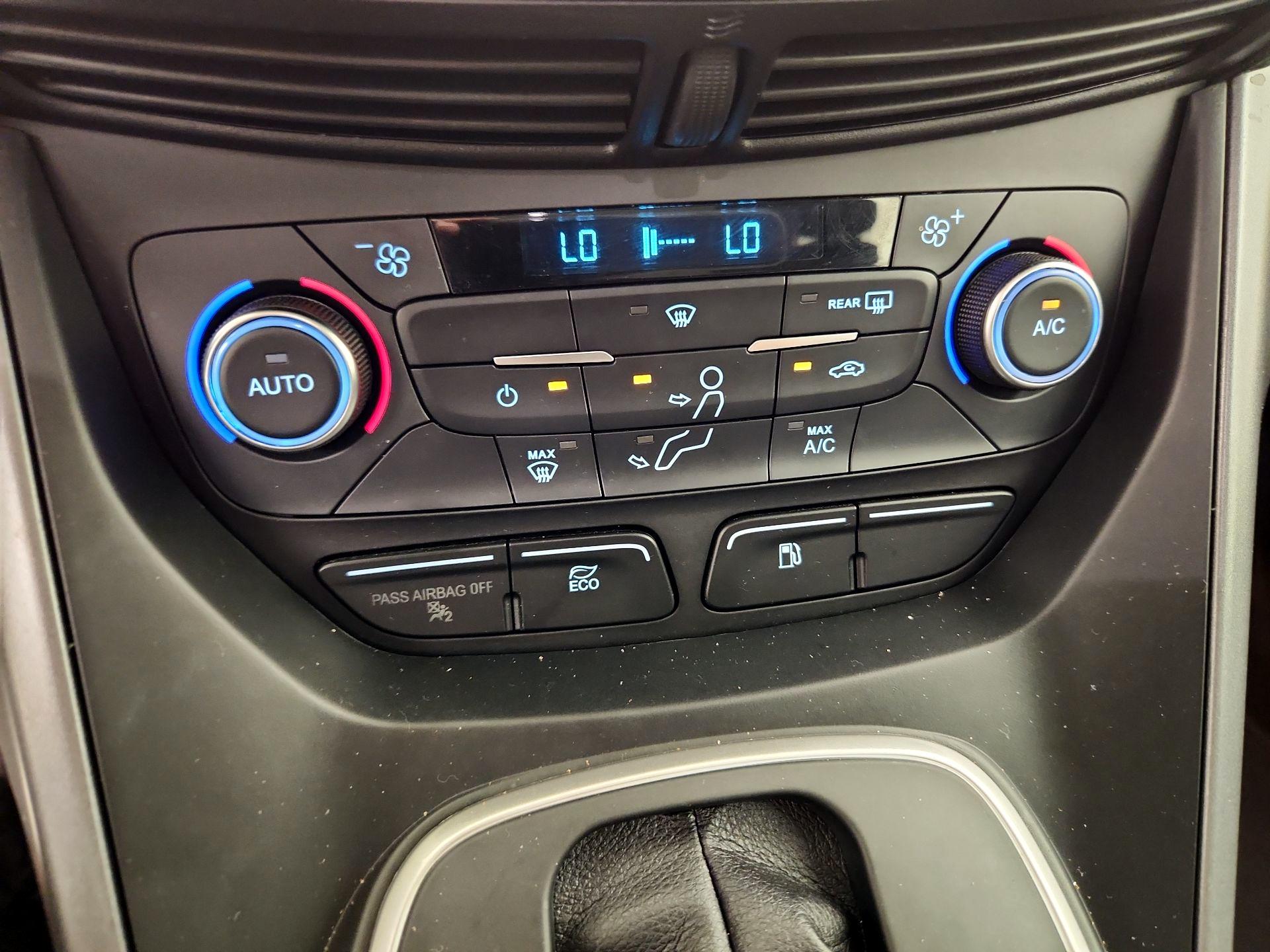 Thumbnail: 2017 Ford C-Max - 16