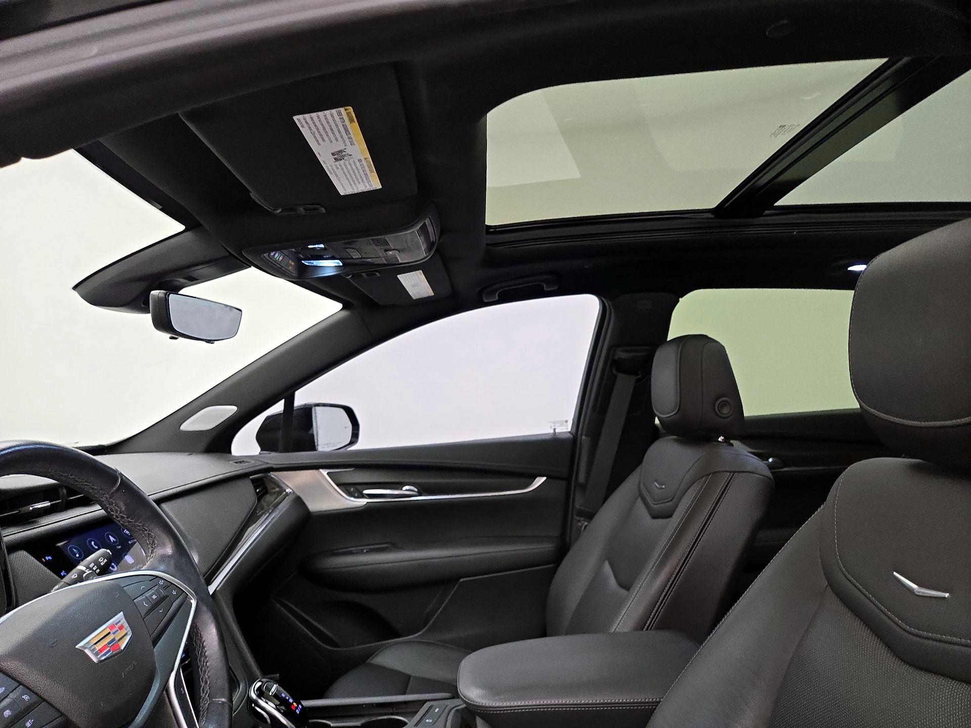 Thumbnail: 2022 Cadillac XT5 - 19