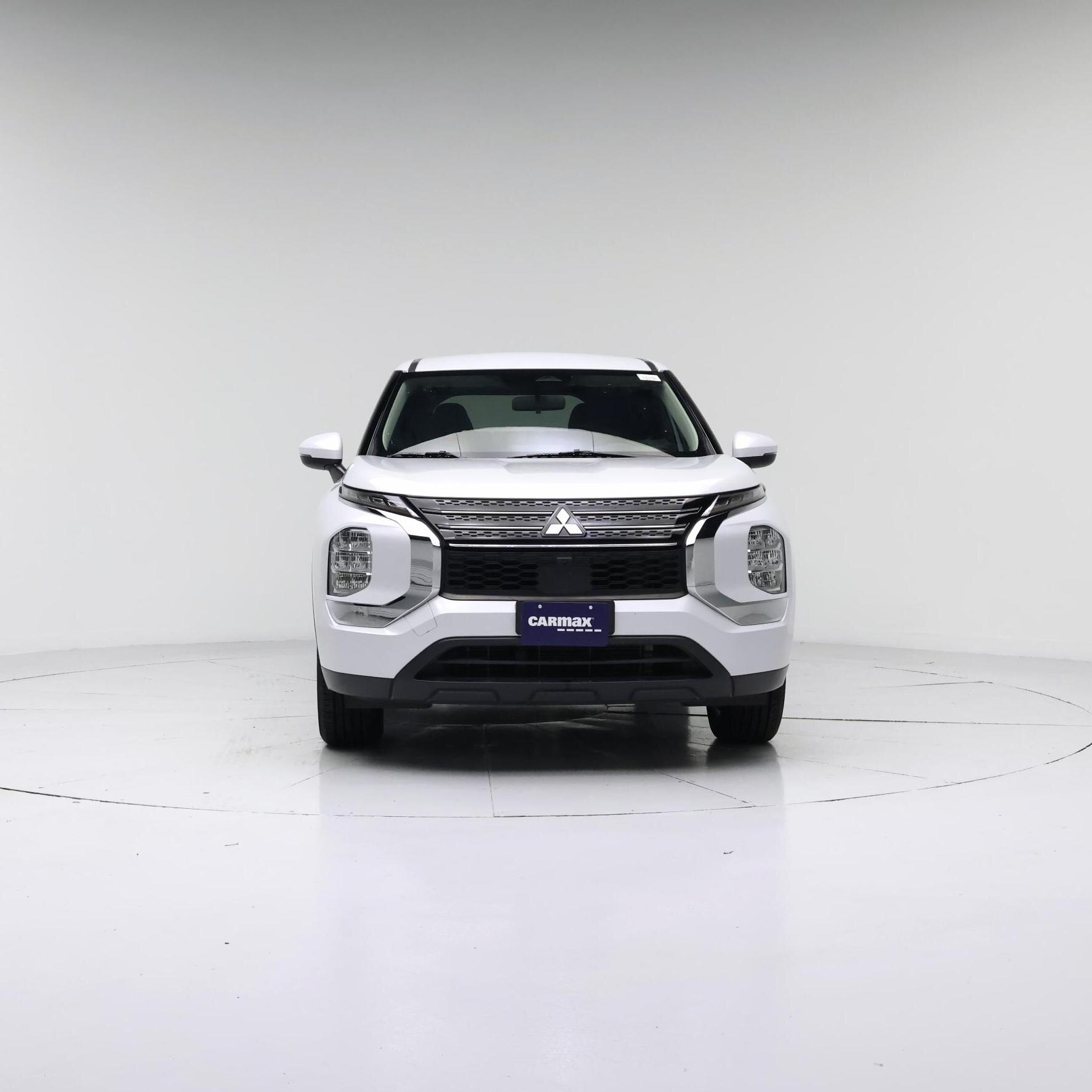 Thumbnail: 2022 Mitsubishi Outlander - 5