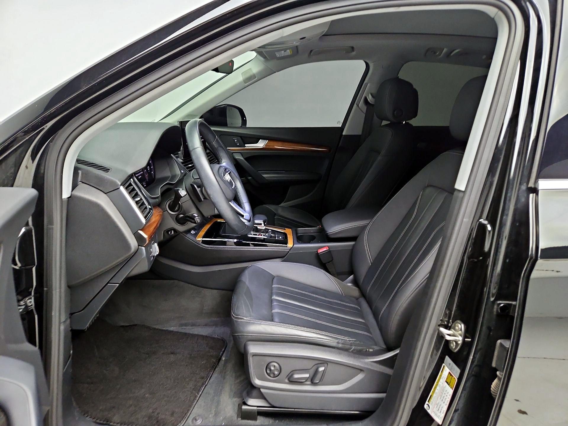Thumbnail: 2023 Audi Q5 - 11