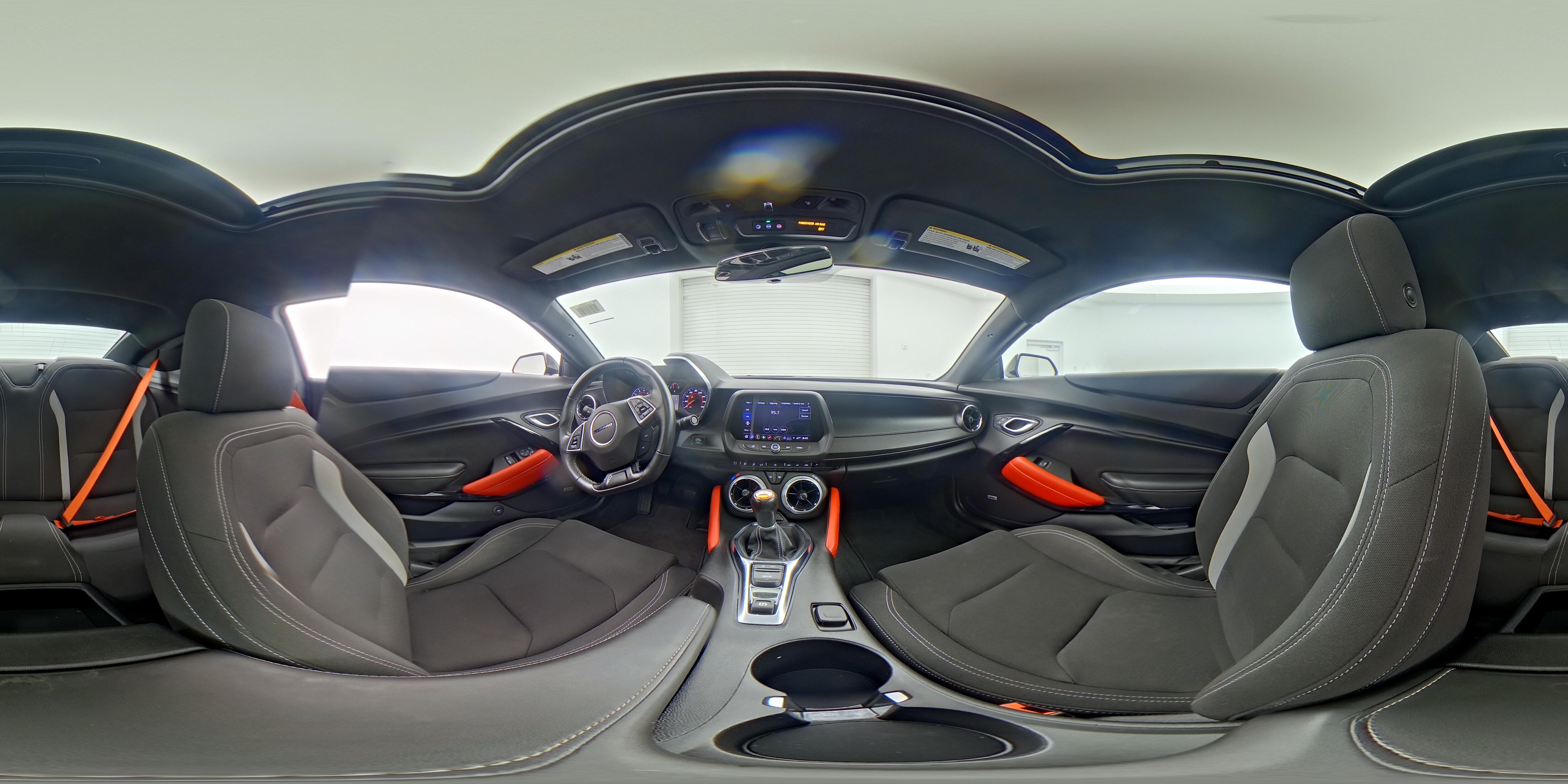 2022 Chevrolet Camaro LT1 - Photo 25