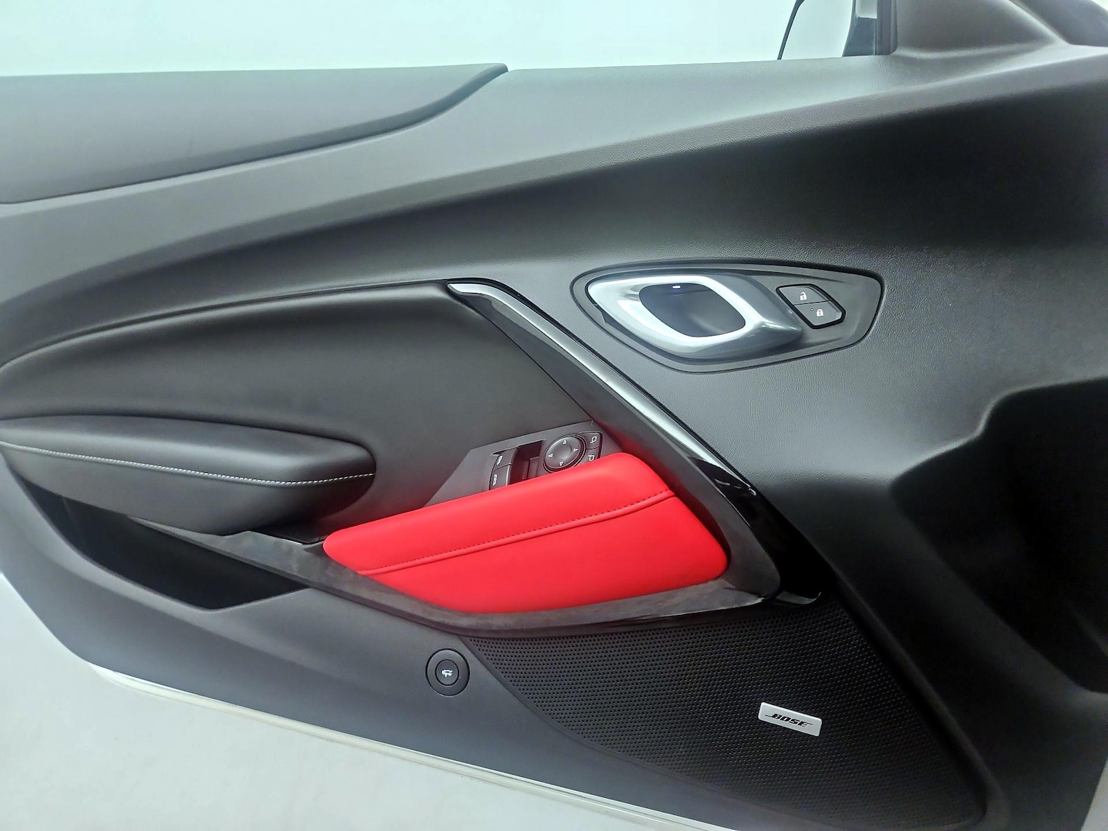 2022 Chevrolet Camaro LT1 - Photo 13