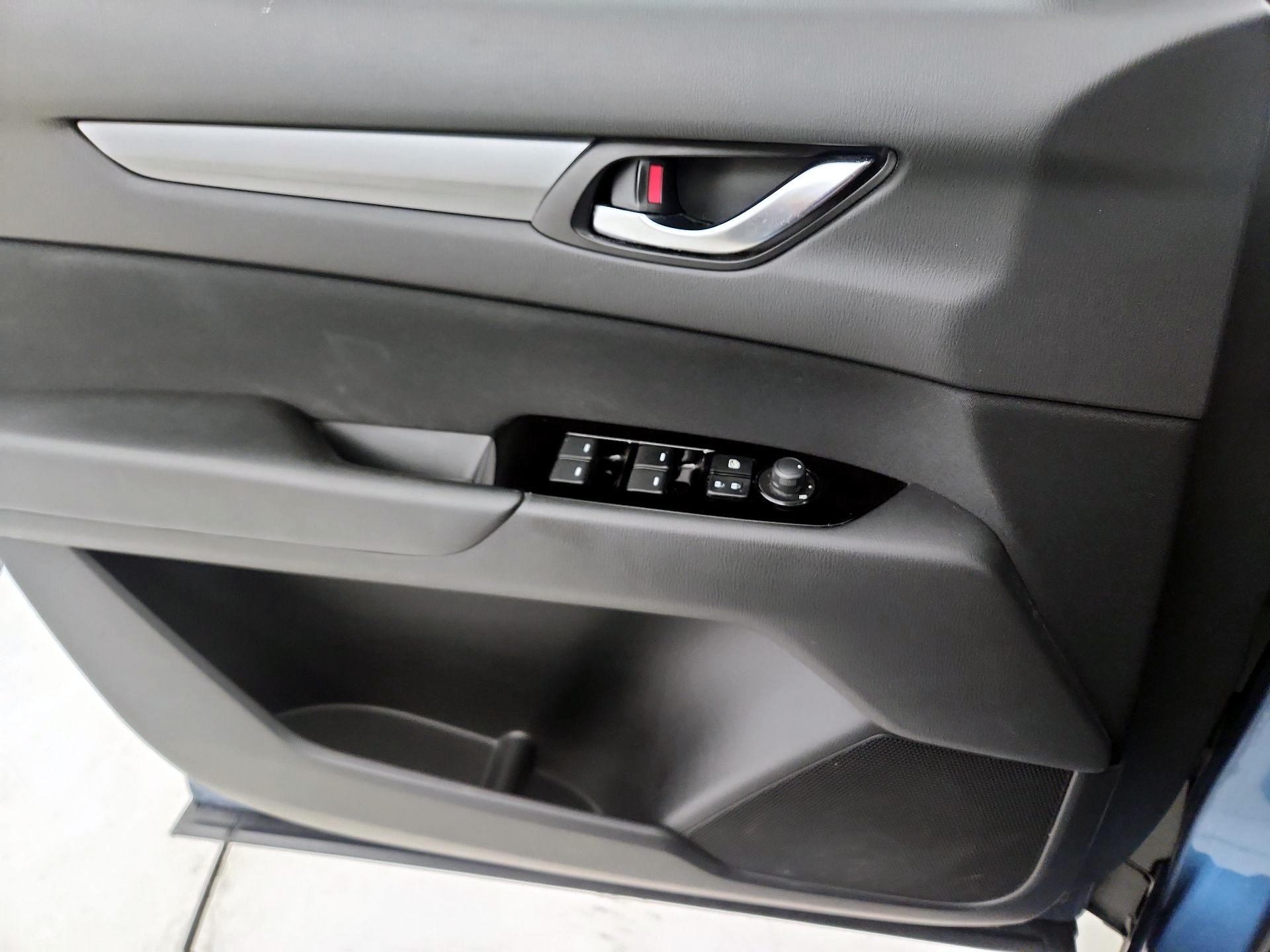 Thumbnail: 2023 Mazda CX-5 - 10