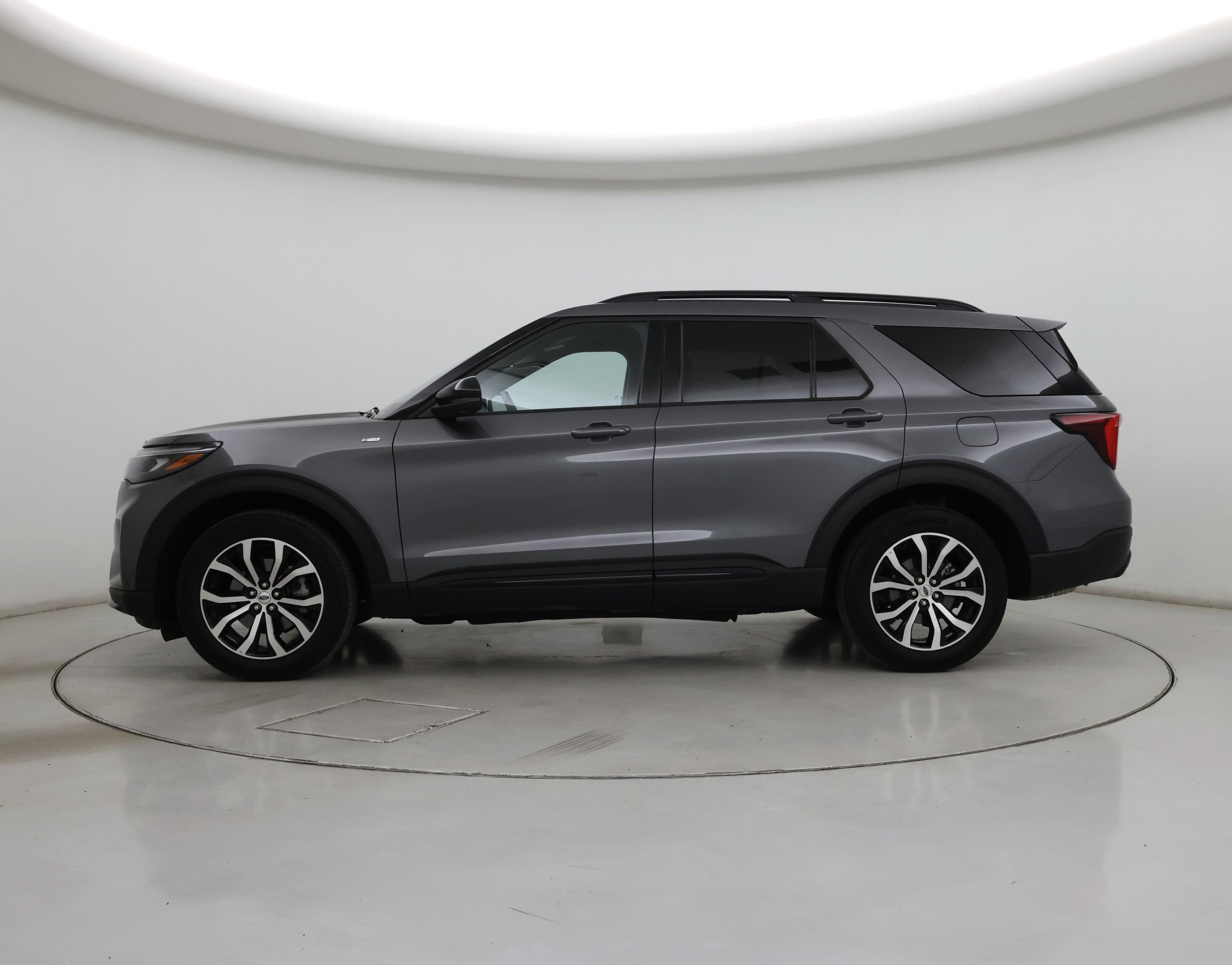 Thumbnail: 2025 Ford Explorer - 3