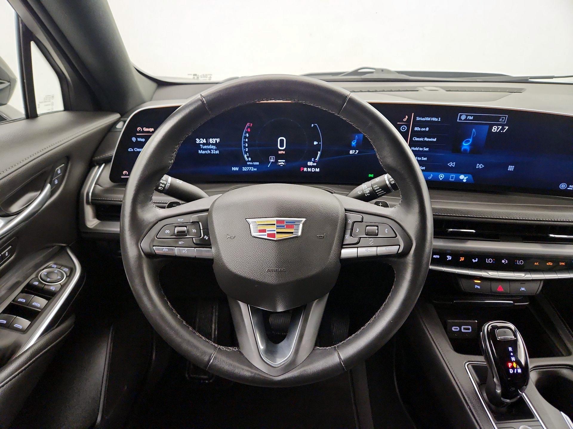 Thumbnail: 2025 Cadillac XT4 - 10