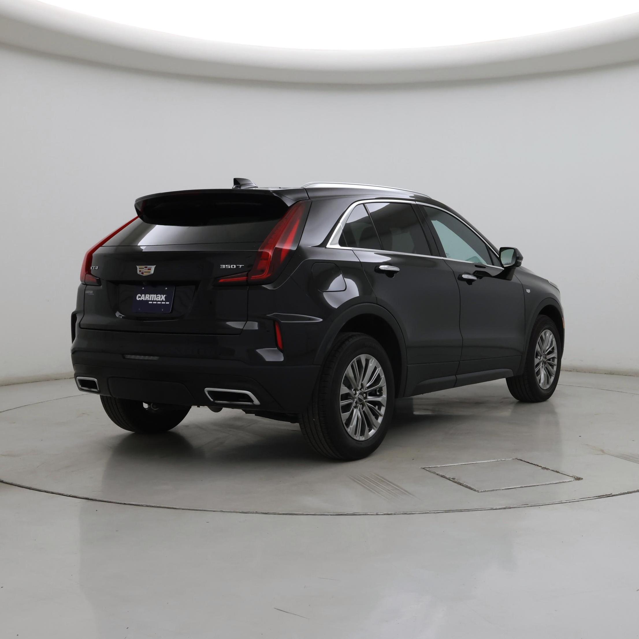 Thumbnail: 2025 Cadillac XT4 - 8