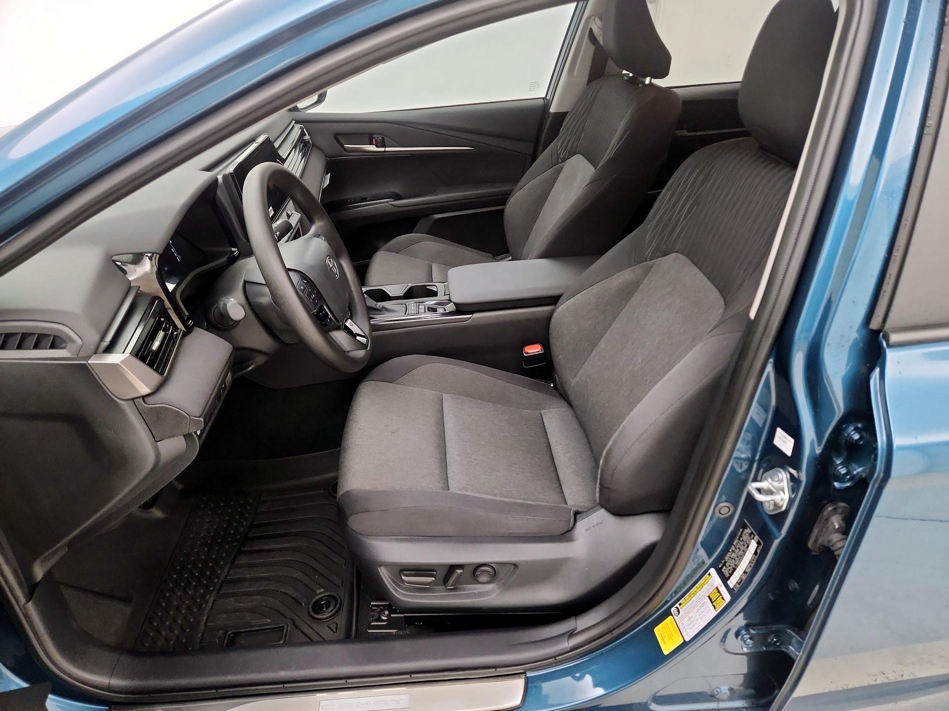 Thumbnail: 2025 Toyota Camry - 11