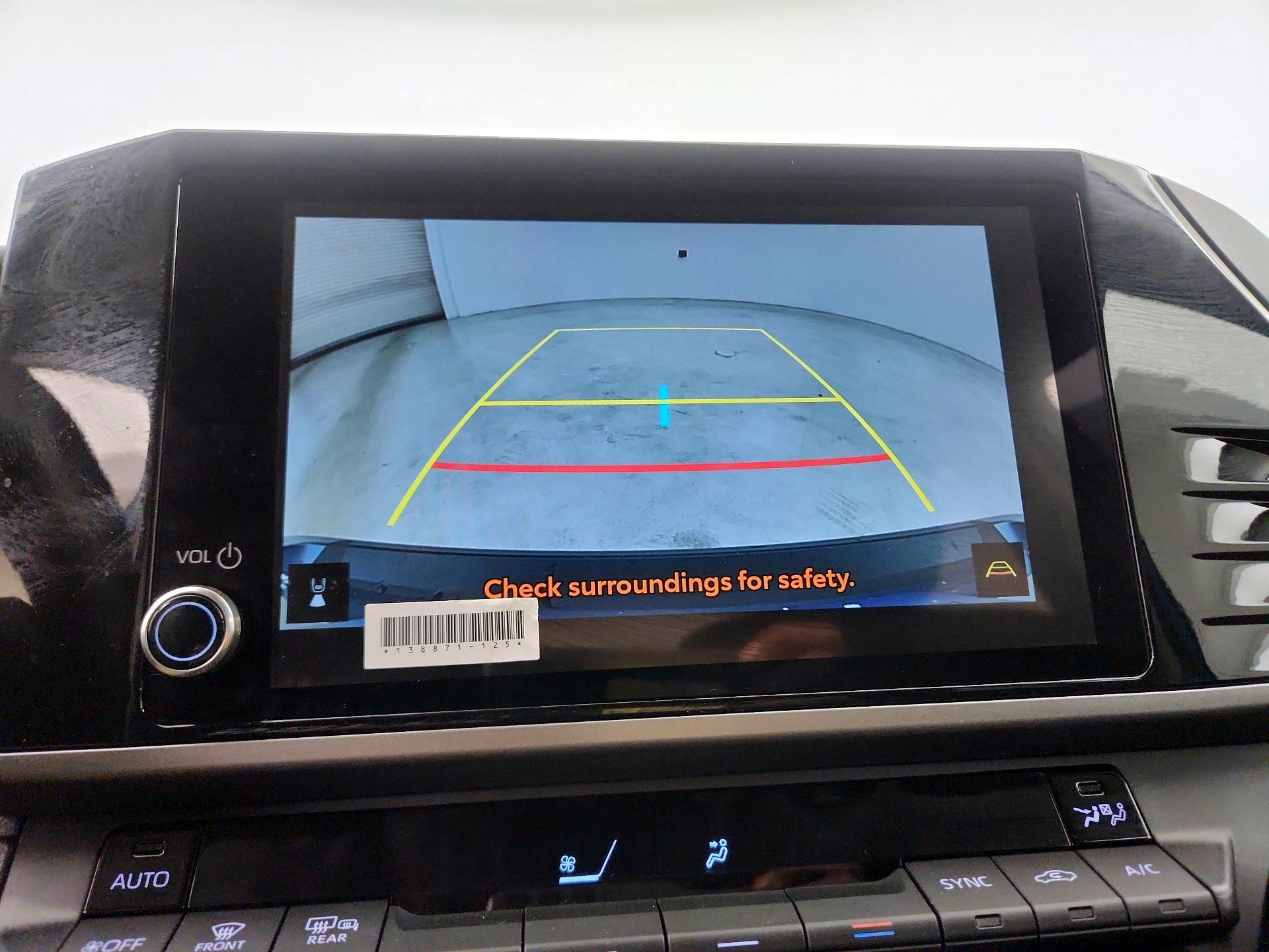 Thumbnail: 2025 Toyota Camry - 14