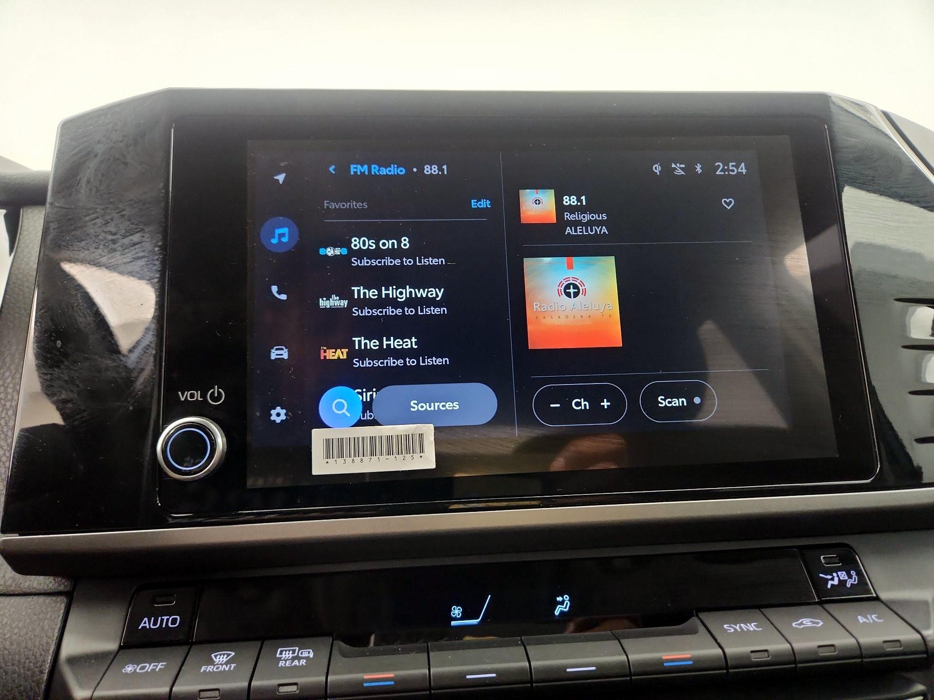 Thumbnail: 2025 Toyota Camry - 15