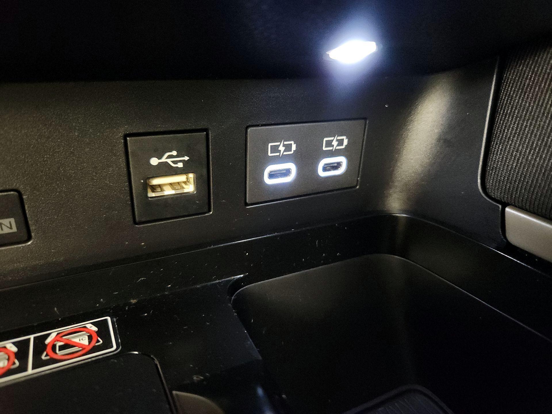 Thumbnail: 2025 Toyota Camry - 18