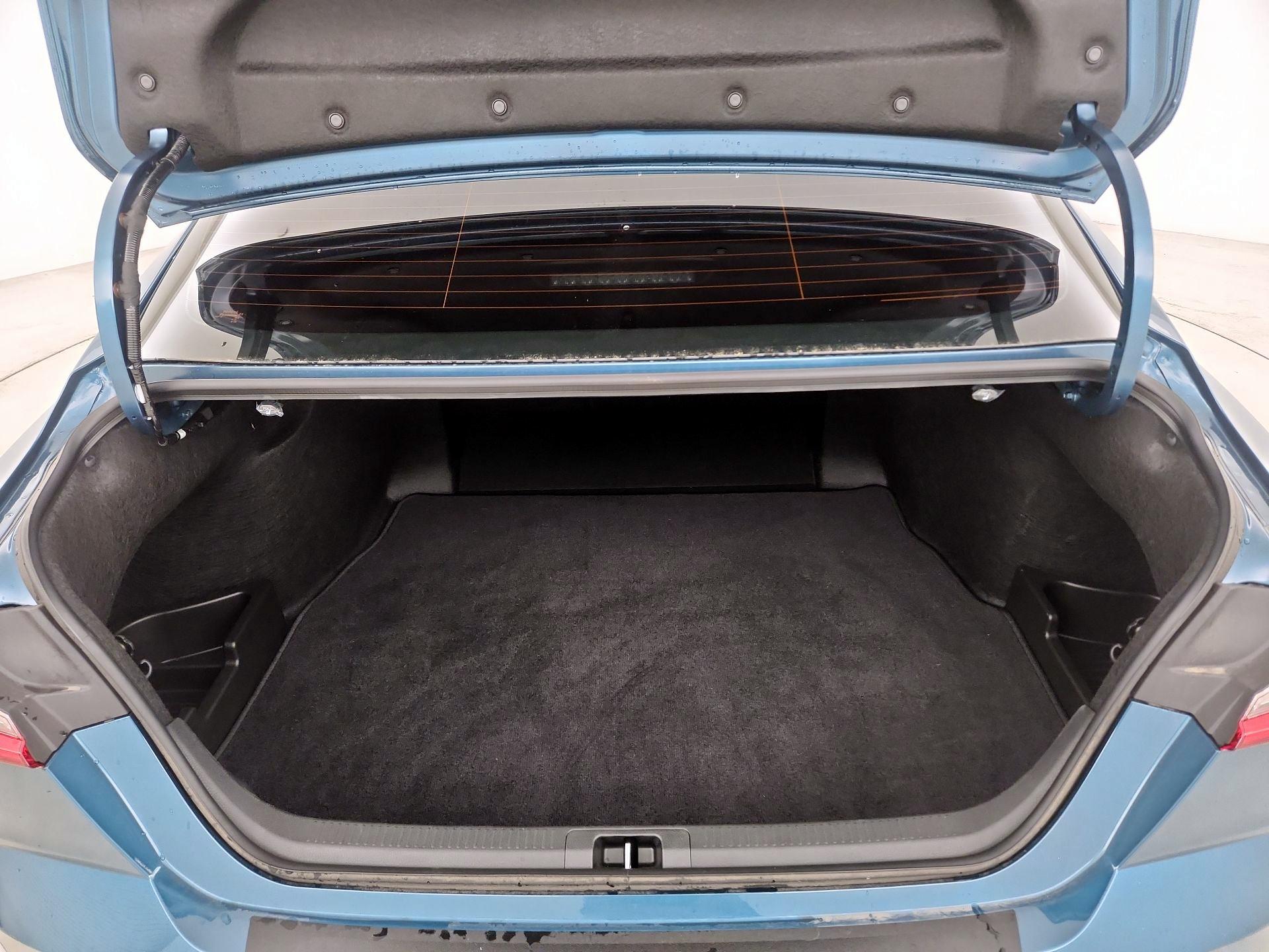 Thumbnail: 2025 Toyota Camry - 20