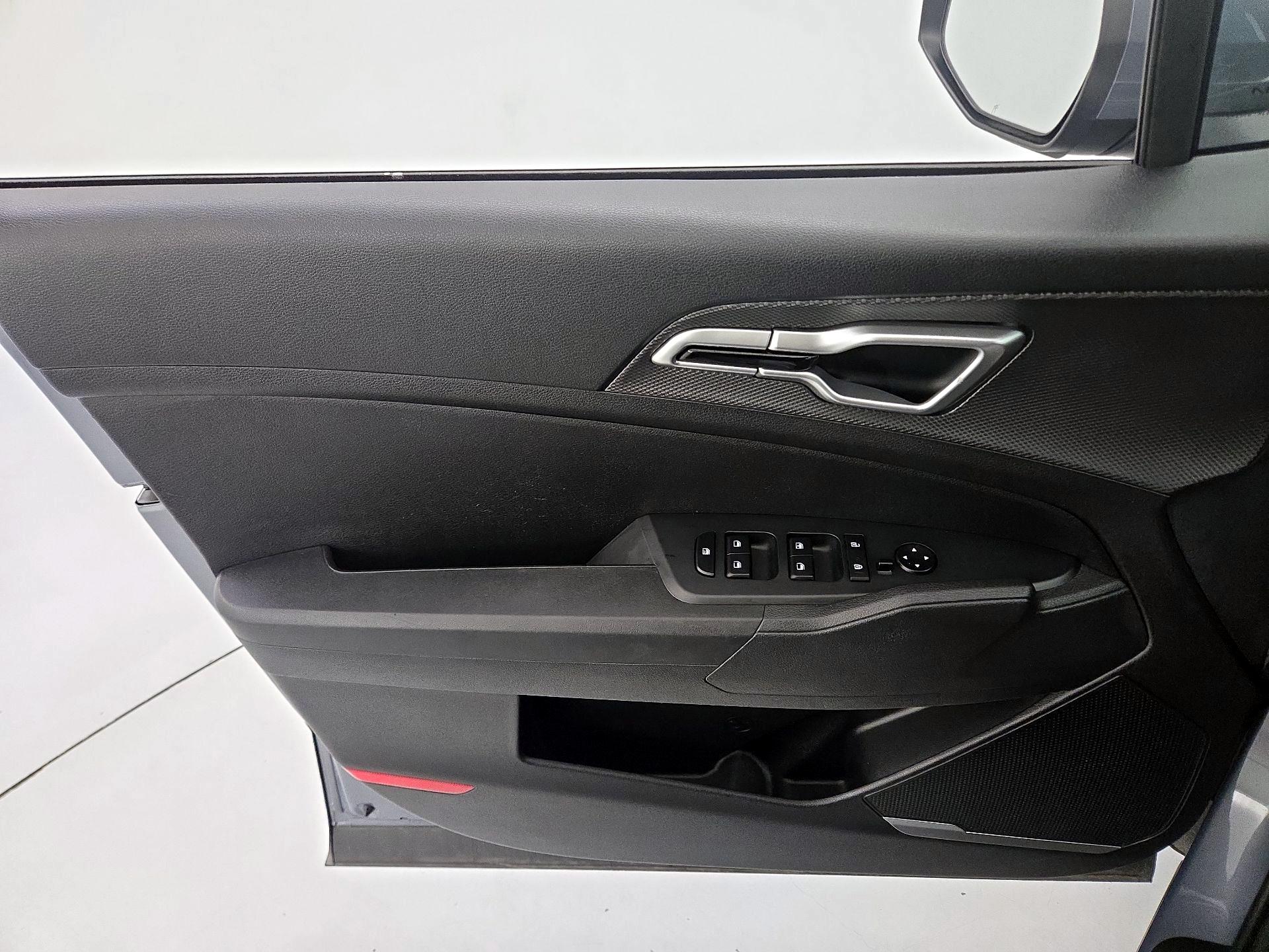 Thumbnail: 2025 Kia Sportage - 12