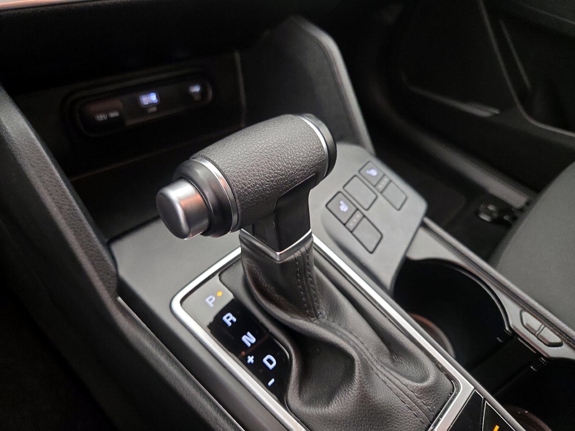 Thumbnail: 2025 Kia Sportage - 17