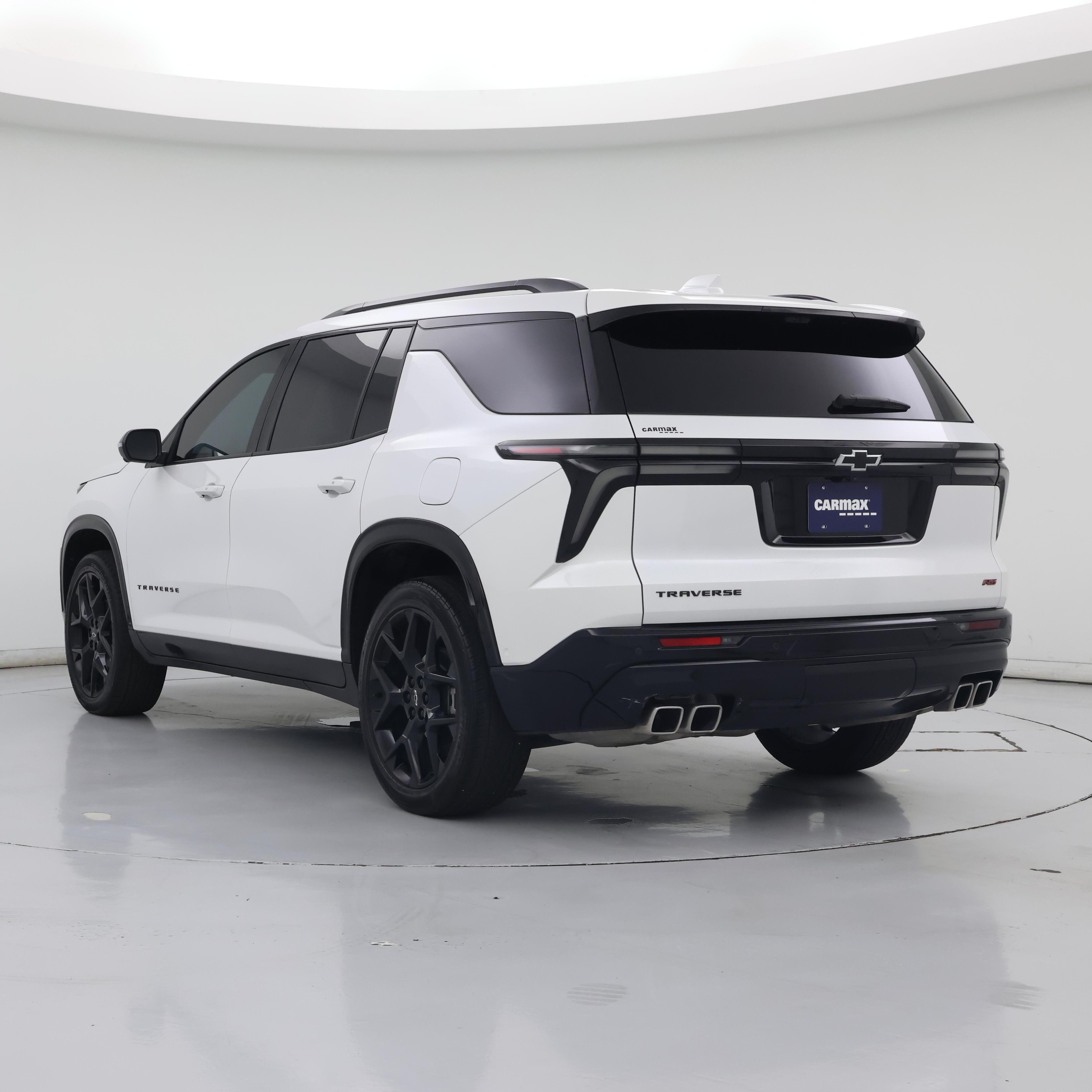 Thumbnail: 2024 Chevrolet Traverse - 2