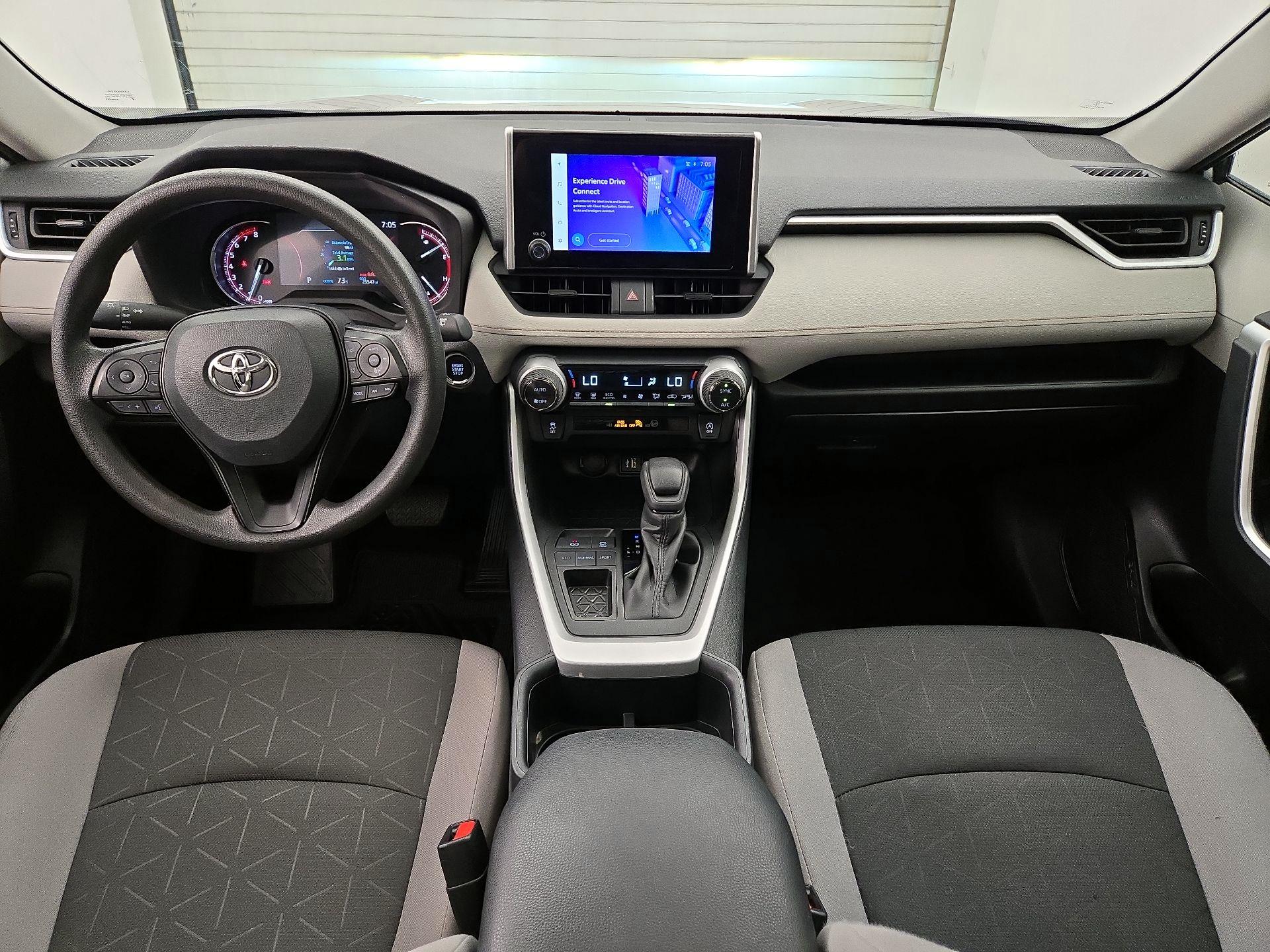 Thumbnail: 2025 Toyota RAV4 - 9