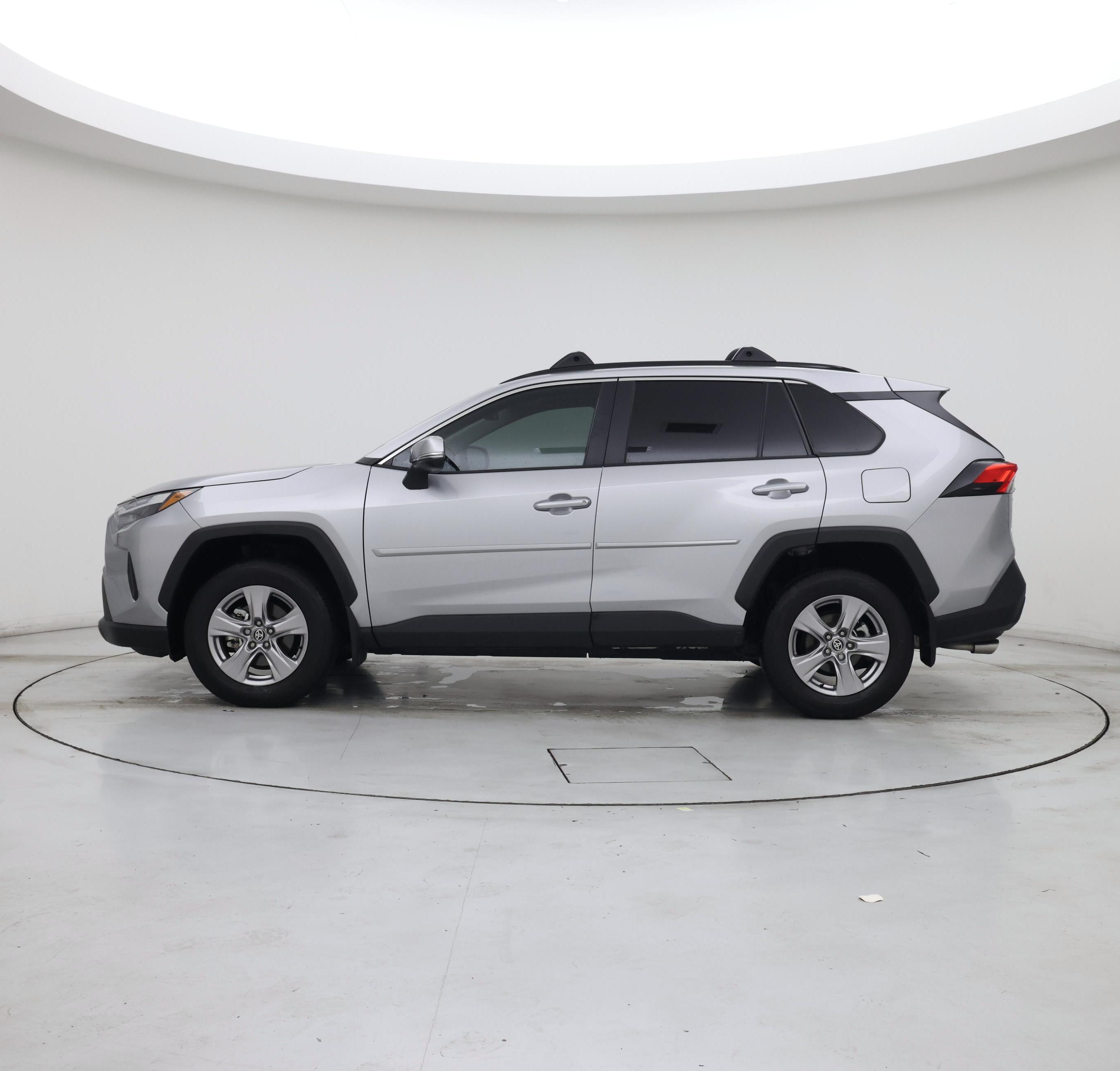 Thumbnail: 2025 Toyota RAV4 - 3