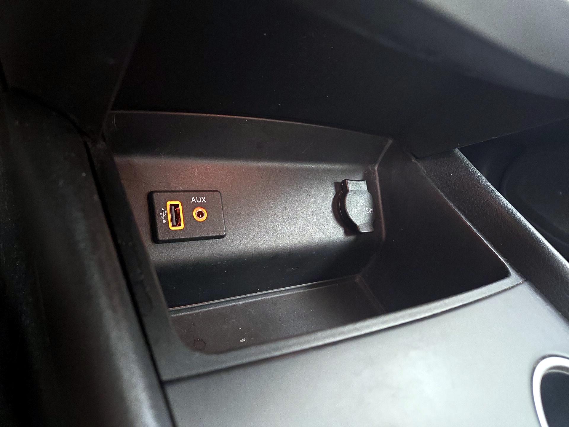 Thumbnail: 2017 Nissan Altima - 18