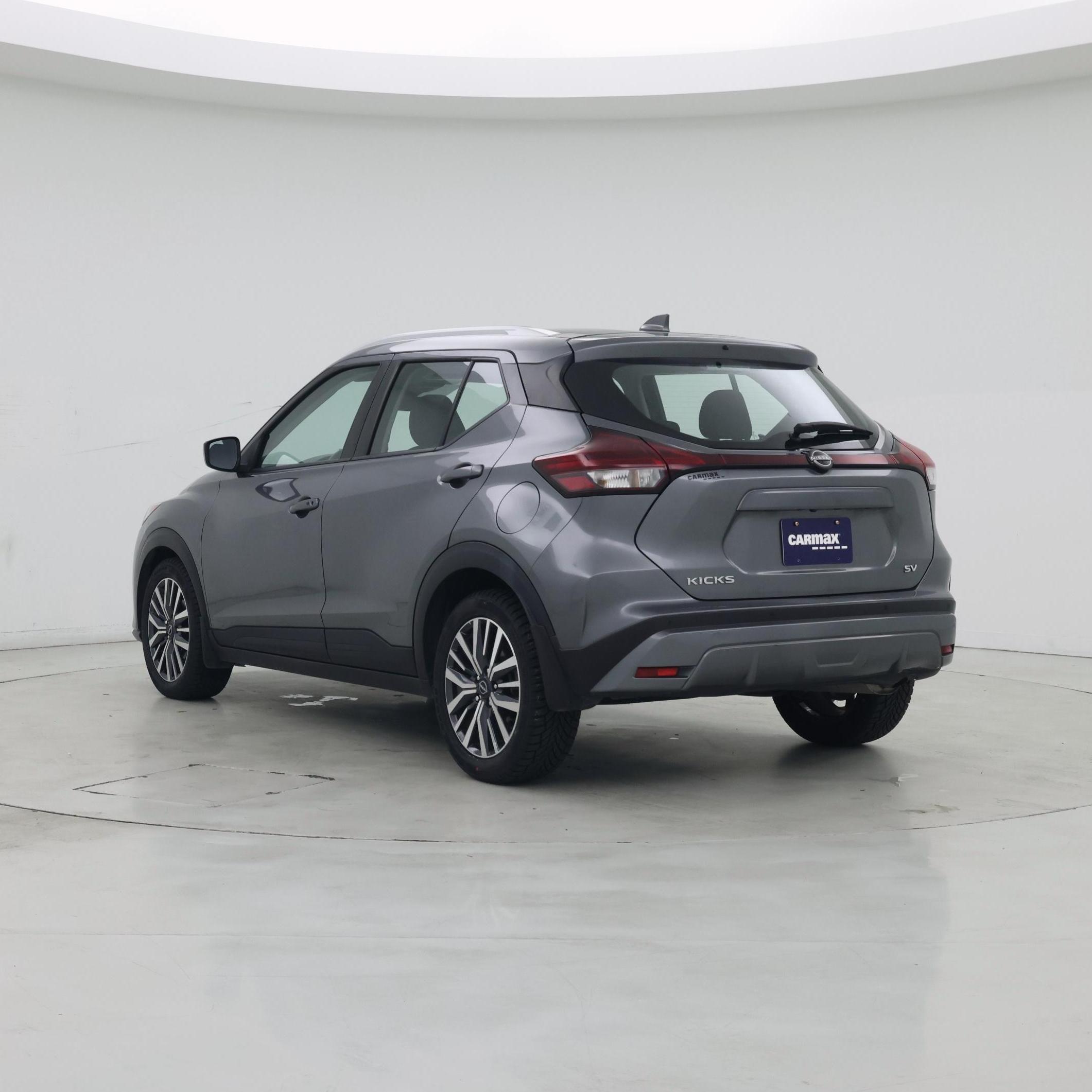 Thumbnail: 2023 Nissan Kicks - 2