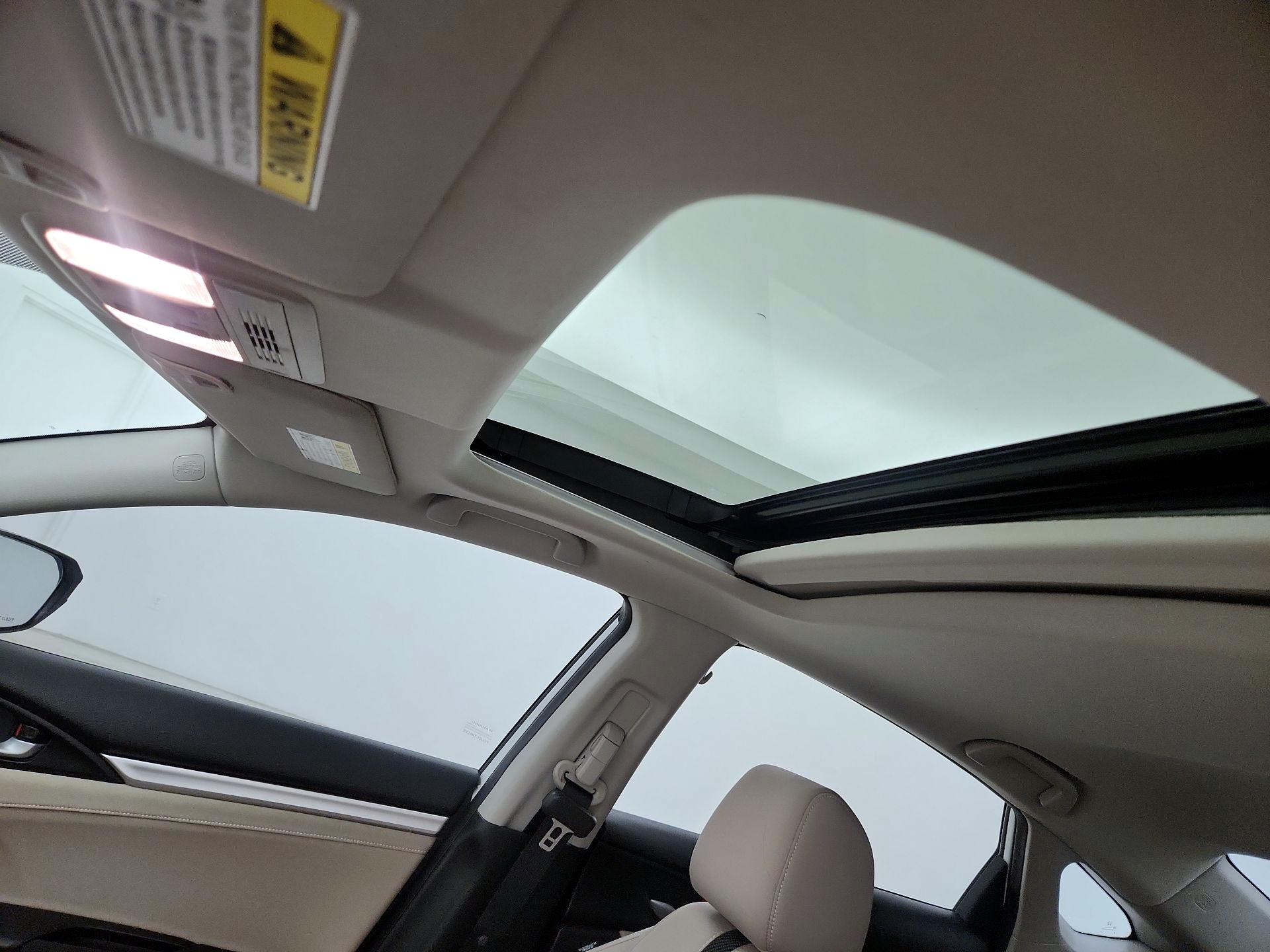 Thumbnail: 2018 Honda Civic - 18