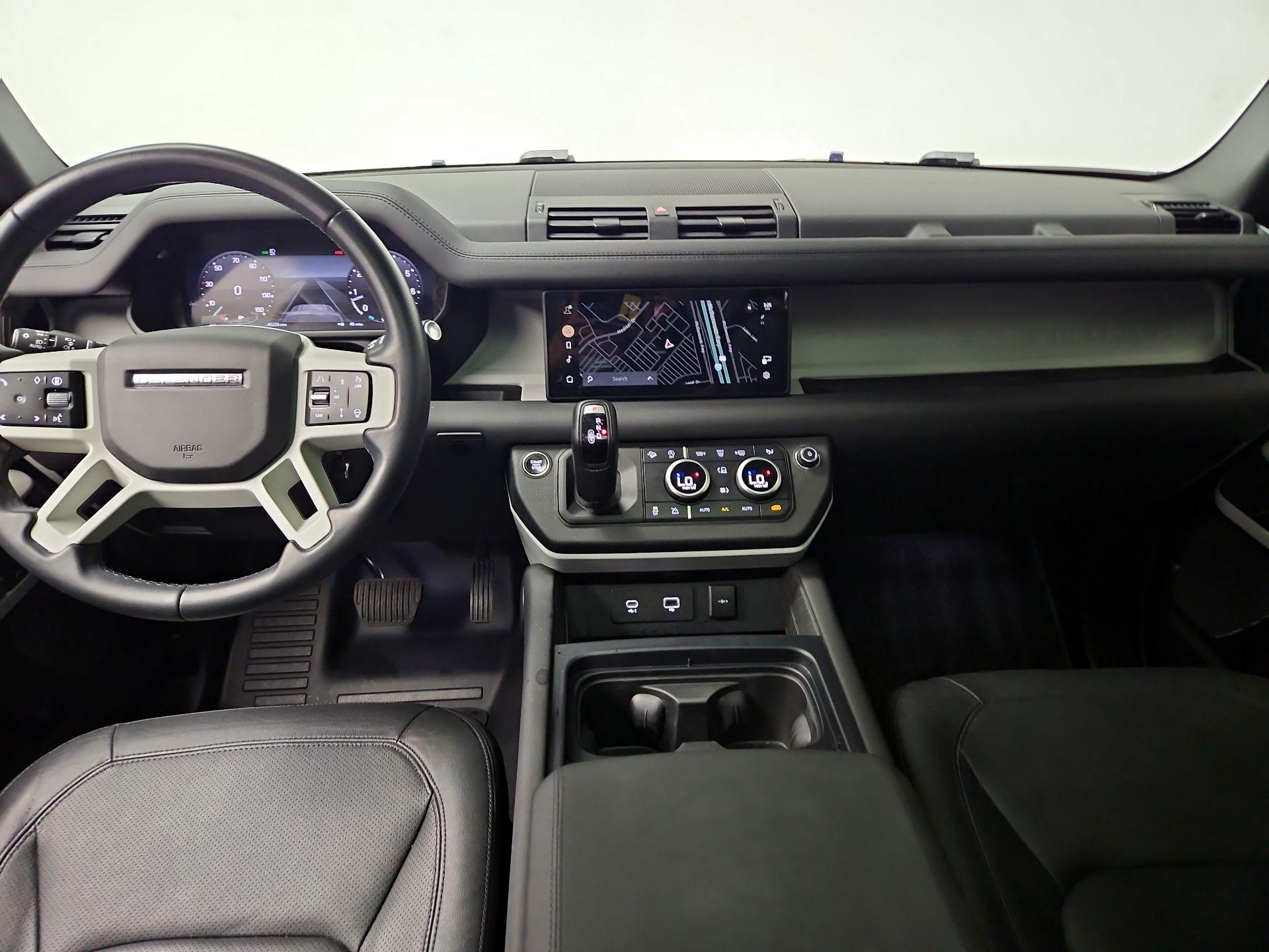 Thumbnail: 2024 Land Rover Defender - 9