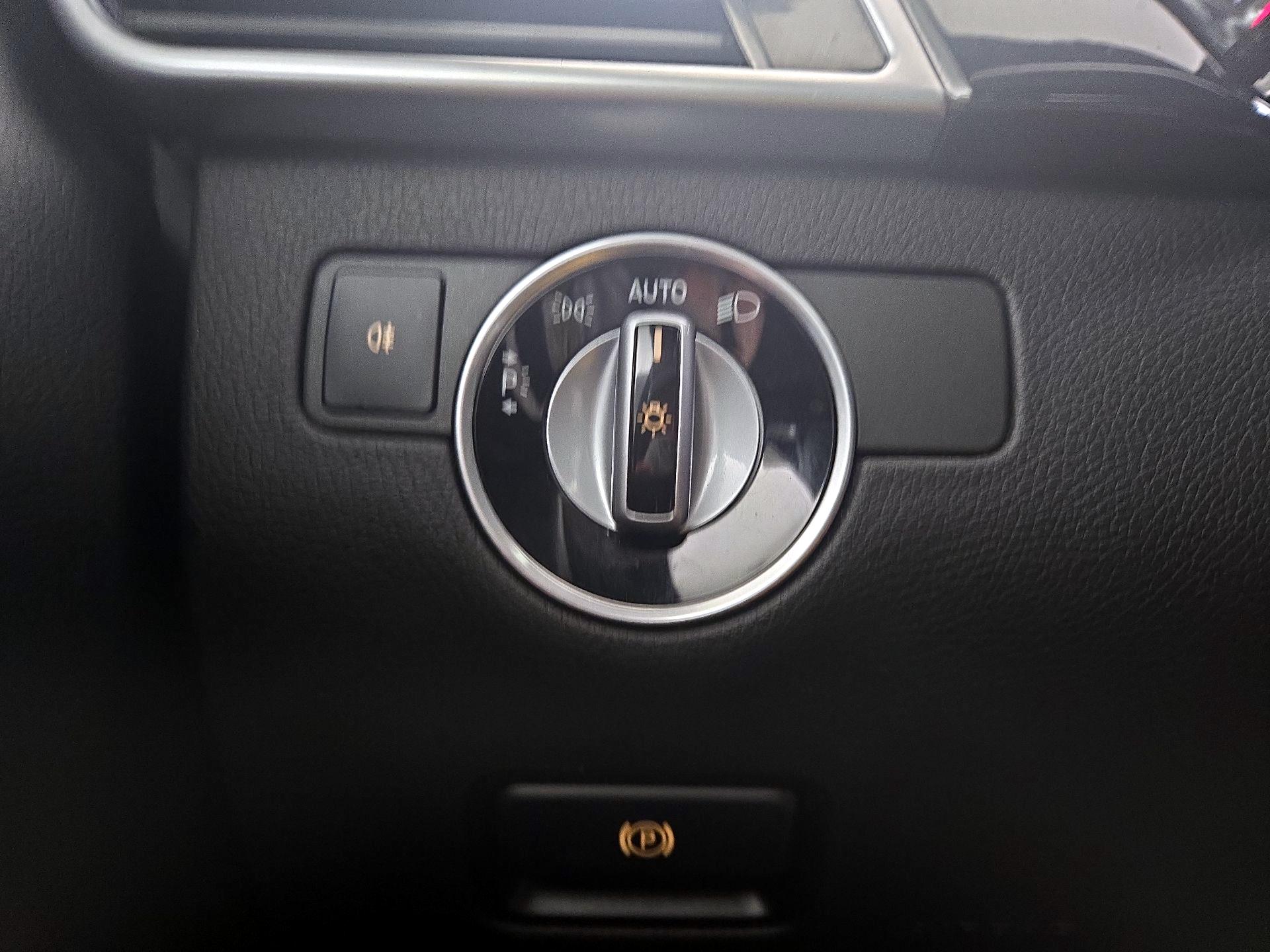 Thumbnail: 2017 Mercedes-Benz GLE - 13