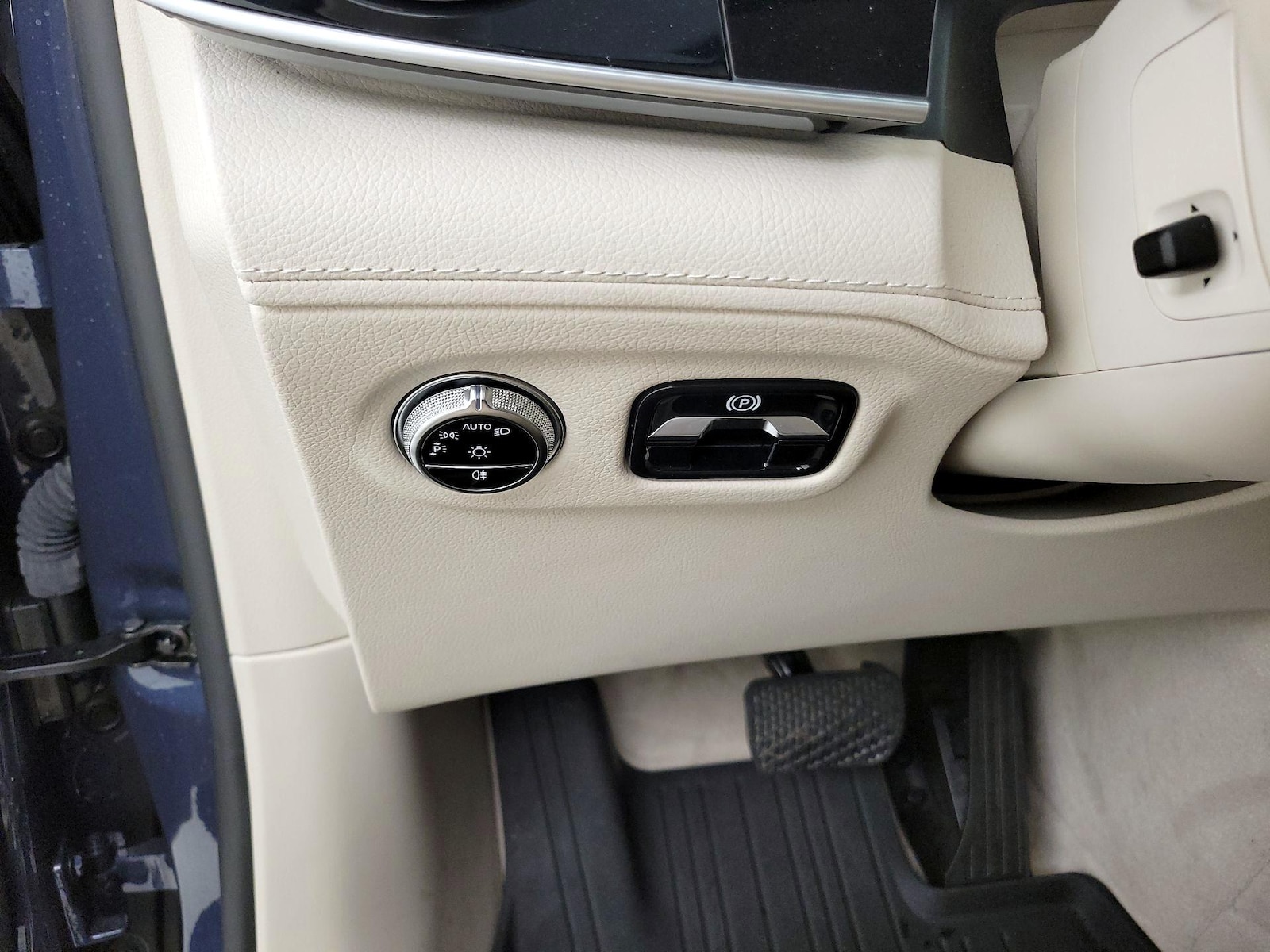 2024 Mercedes-Benz EQS SUV Base - Photo 14
