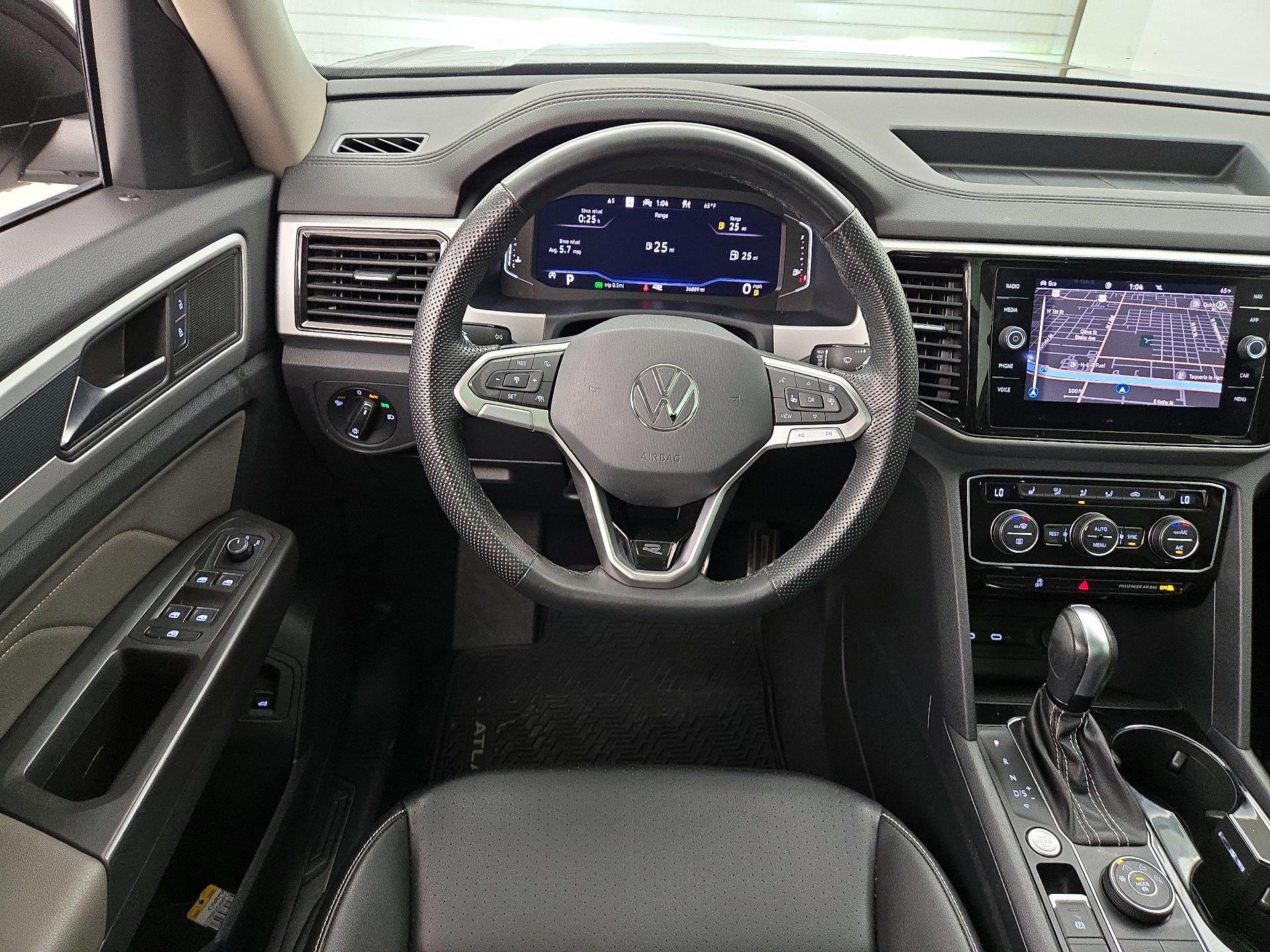 Thumbnail: 2023 Volkswagen Atlas - 10