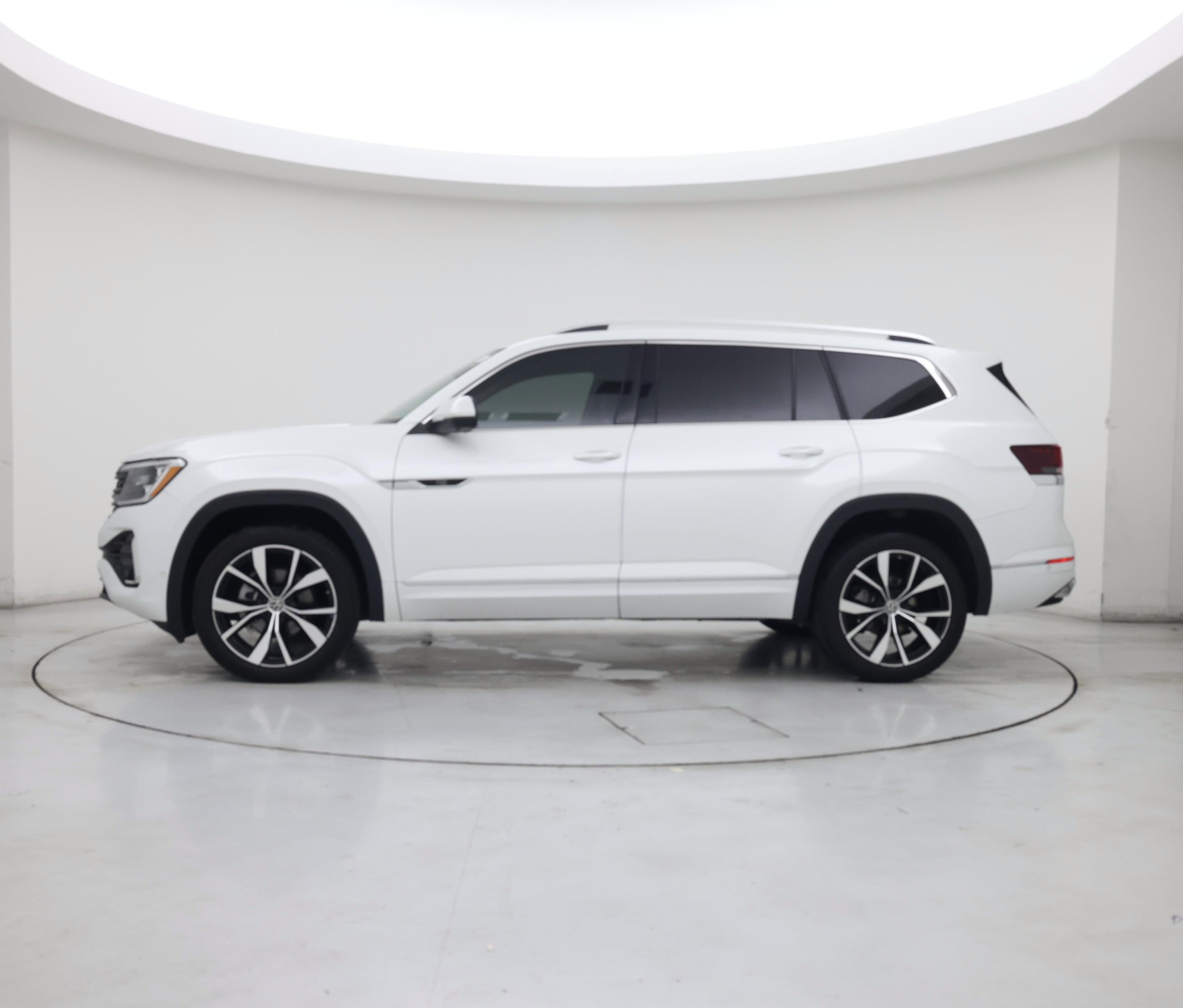 Thumbnail: 2024 Volkswagen Atlas - 3