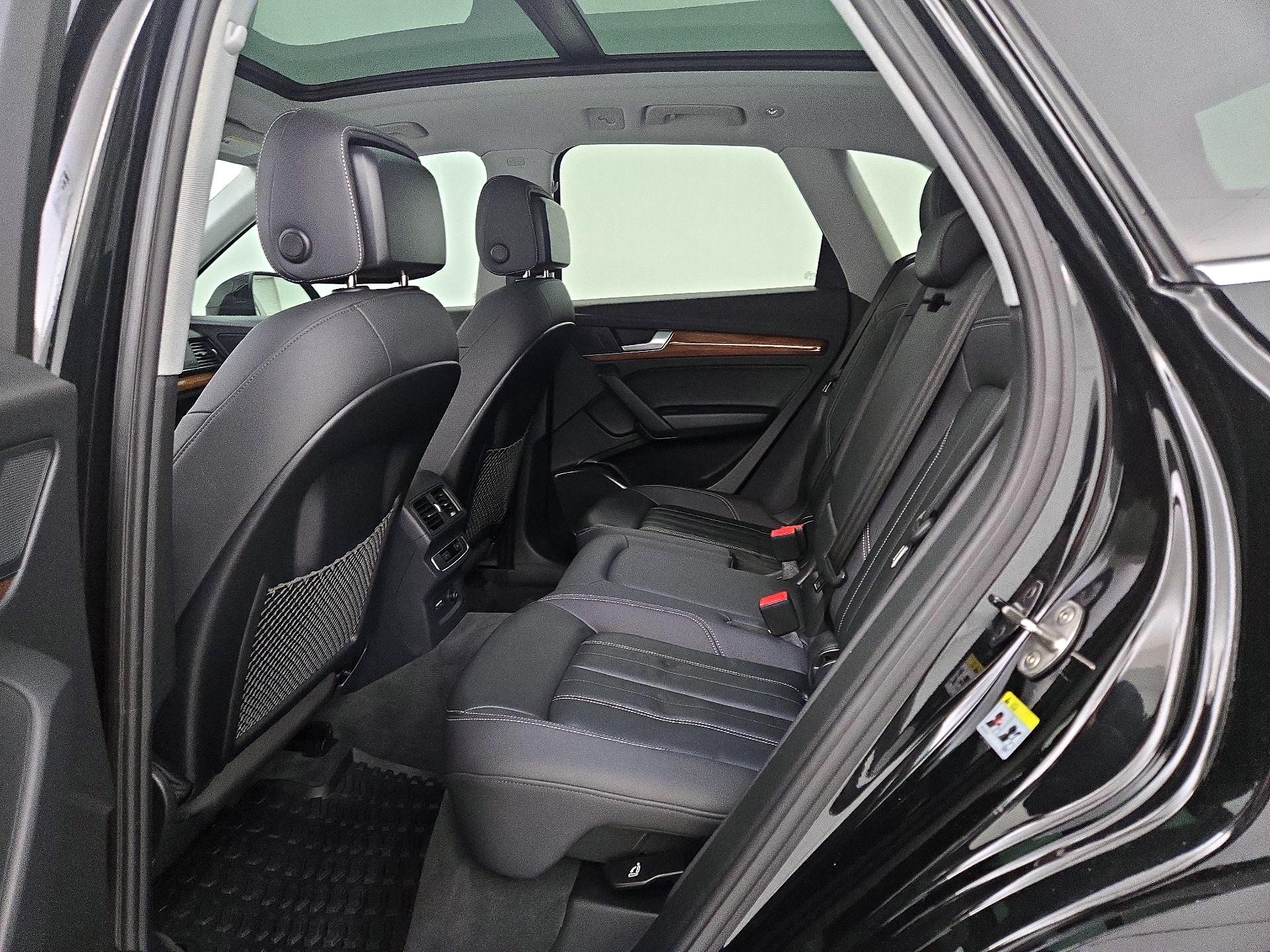 Thumbnail: 2023 Audi Q5 - 20