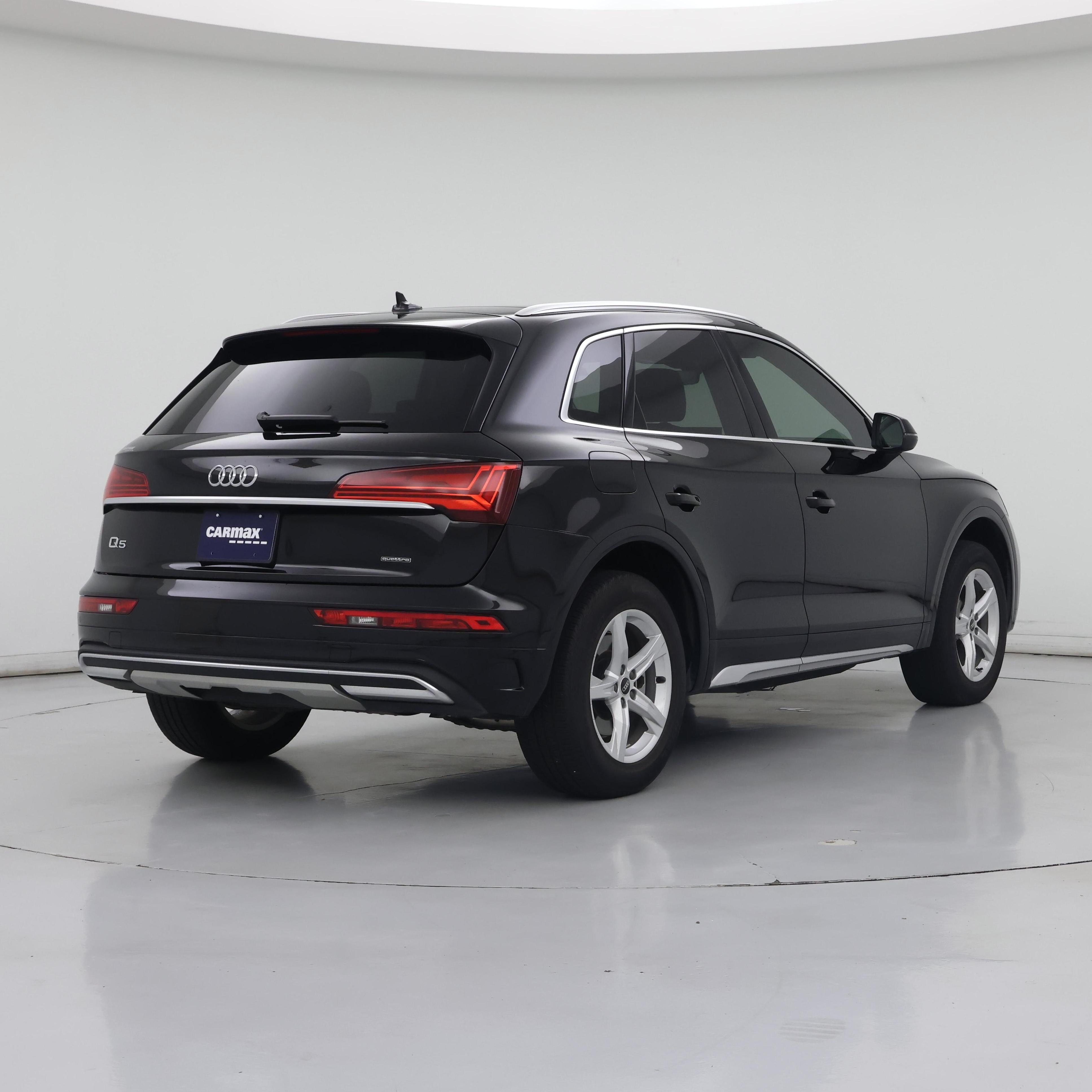 Thumbnail: 2023 Audi Q5 - 8