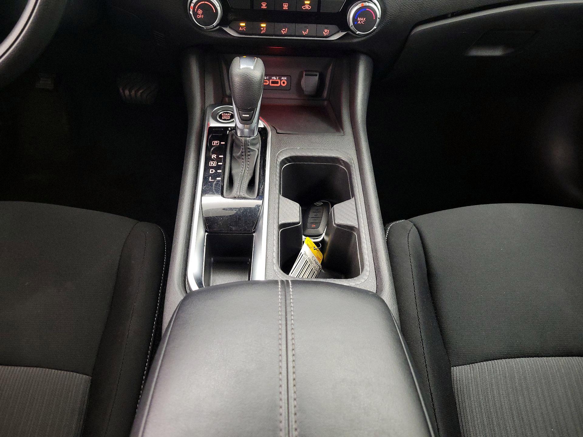 Thumbnail: 2024 Nissan Sentra - 17