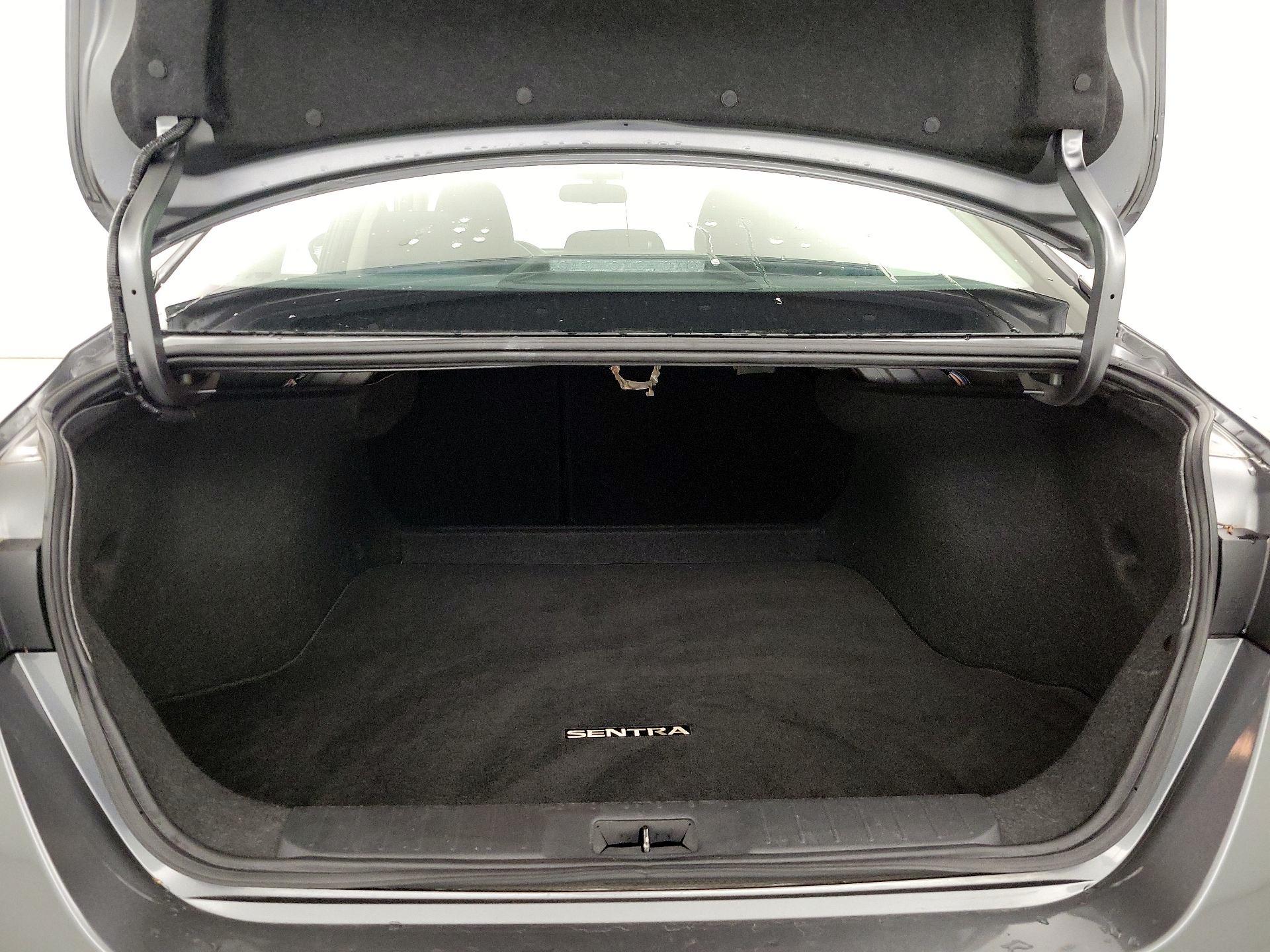 Thumbnail: 2024 Nissan Sentra - 19