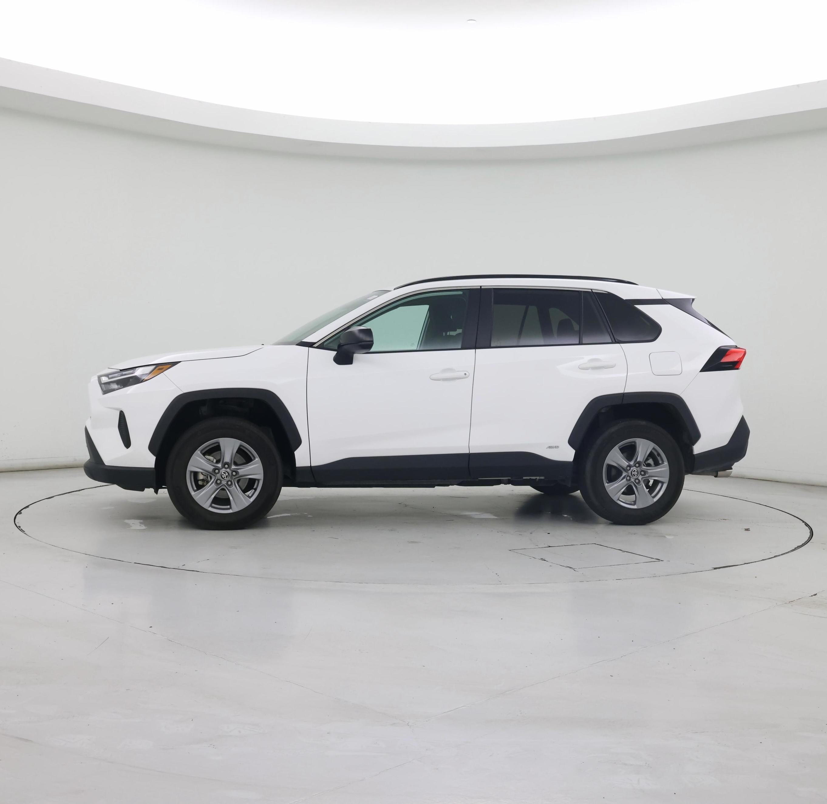 Thumbnail: 2025 Toyota RAV4 - 3