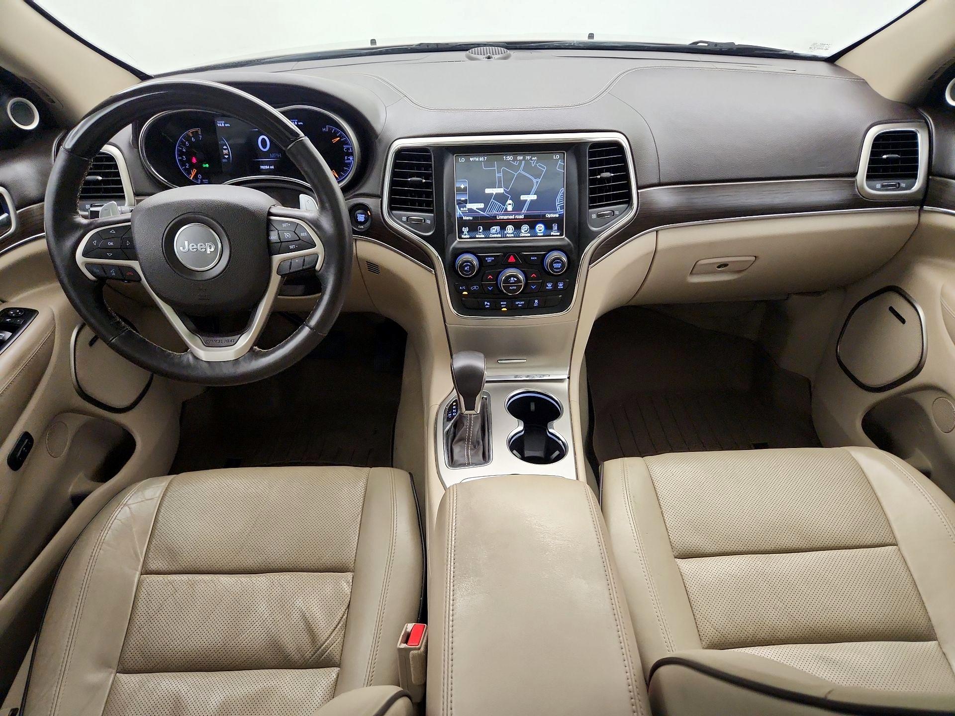 Thumbnail: 2017 Jeep Grand Cherokee - 9