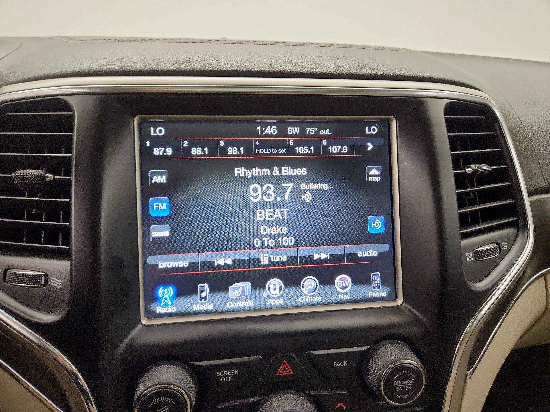 Thumbnail: 2017 Jeep Grand Cherokee - 16