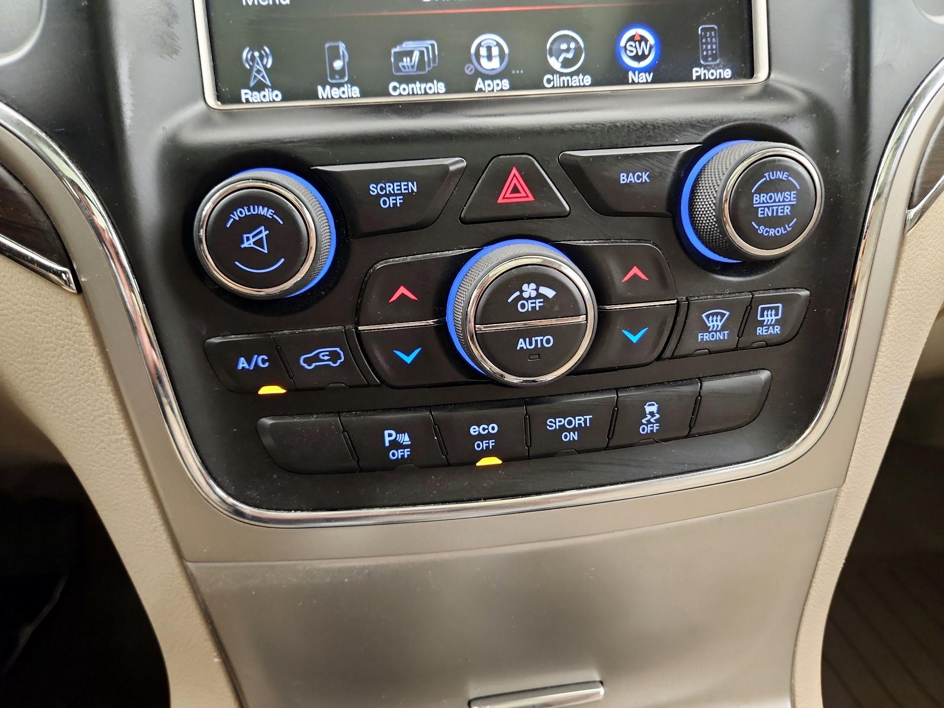 Thumbnail: 2017 Jeep Grand Cherokee - 17