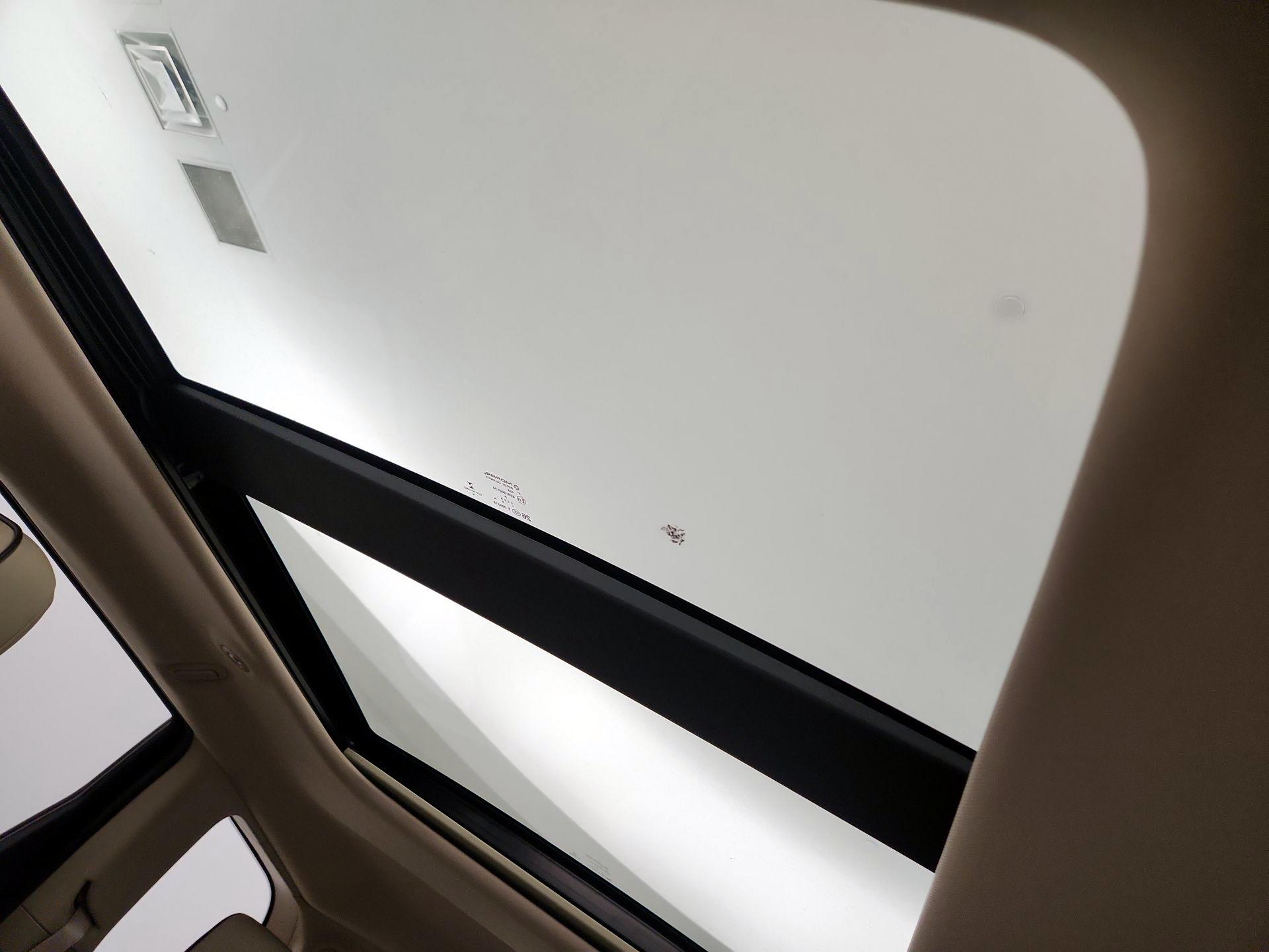 Thumbnail: 2017 Jeep Grand Cherokee - 20