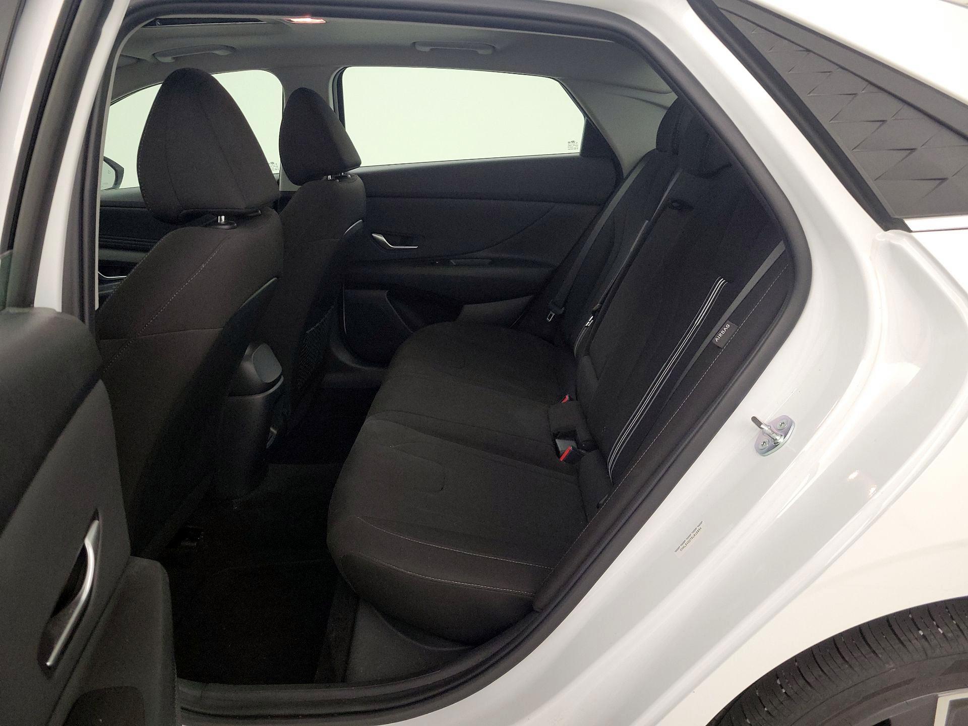 Thumbnail: 2025 Hyundai Elantra - 20