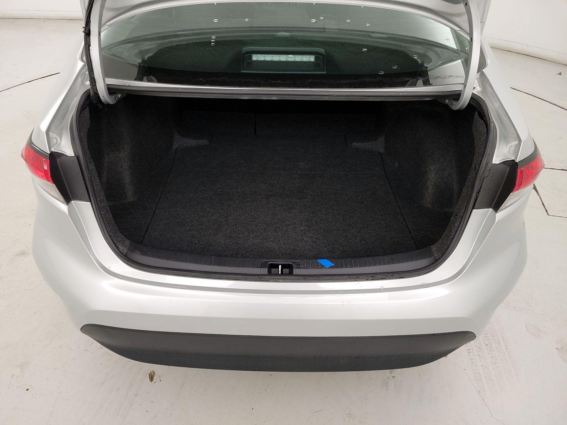 Thumbnail: 2025 Toyota Corolla - 18